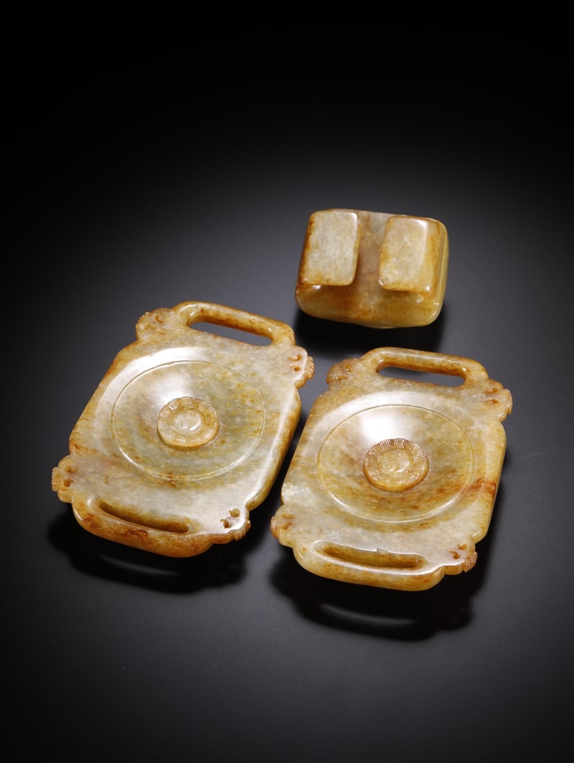 An Exquisite Hotan Jade Dragon Pattern Hook - 7