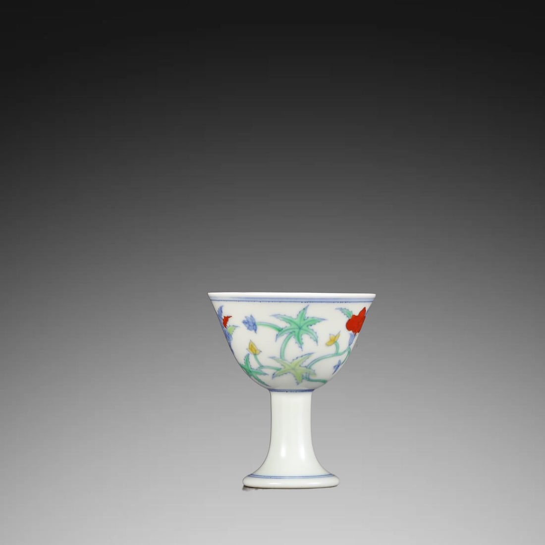 An Exquisite Doucai Lotus Pattern Cup - 5
