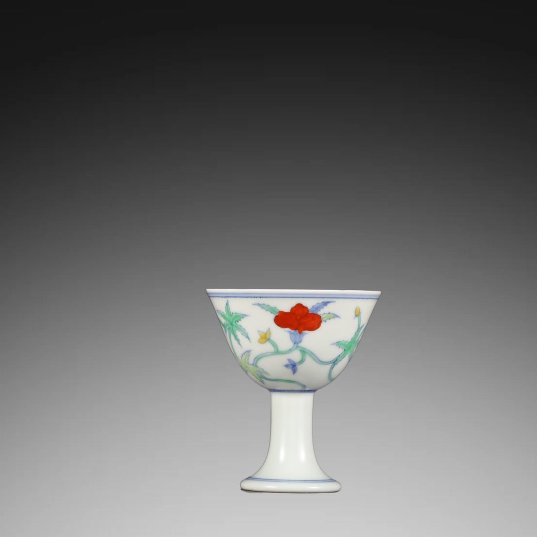 An Exquisite Doucai Lotus Pattern Cup - 6