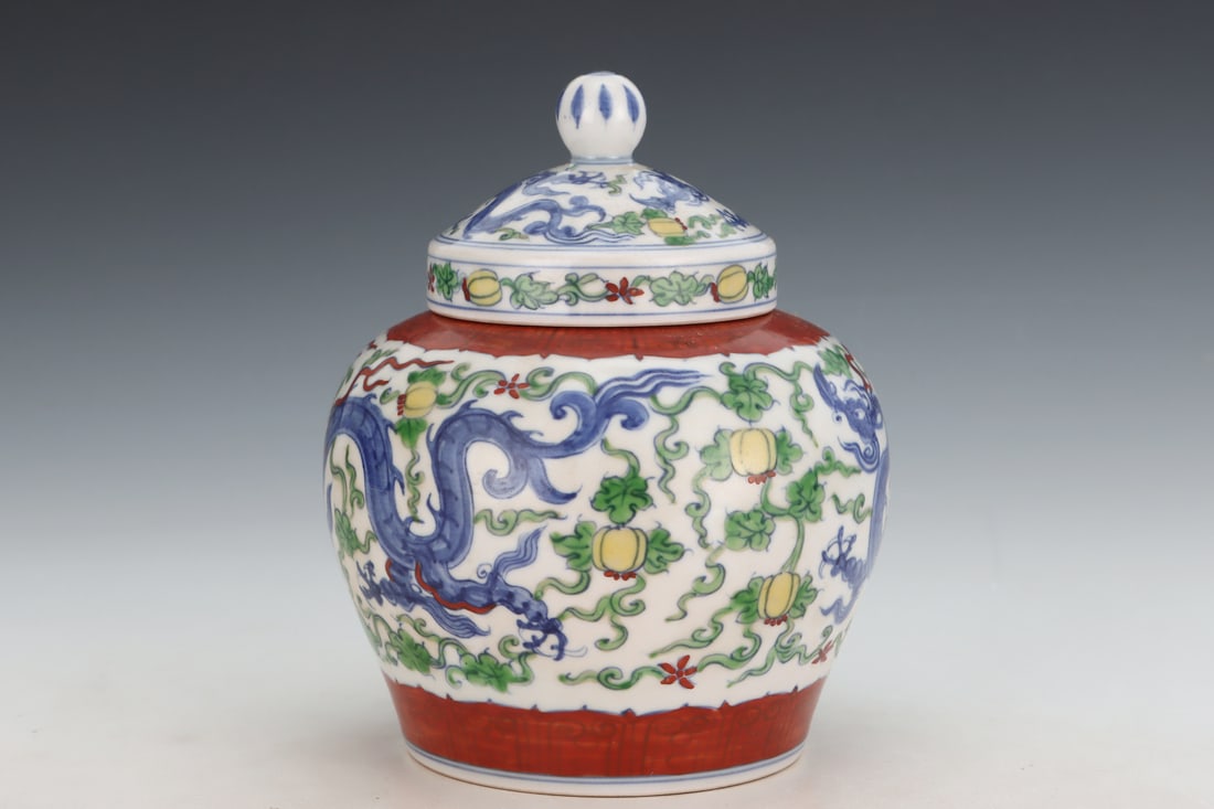 An Exquisite Doucai Dragon Pattern Jar - 3