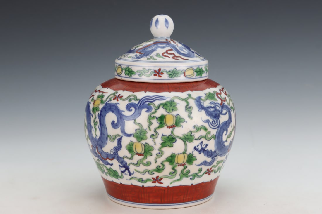 An Exquisite Doucai Dragon Pattern Jar - 5