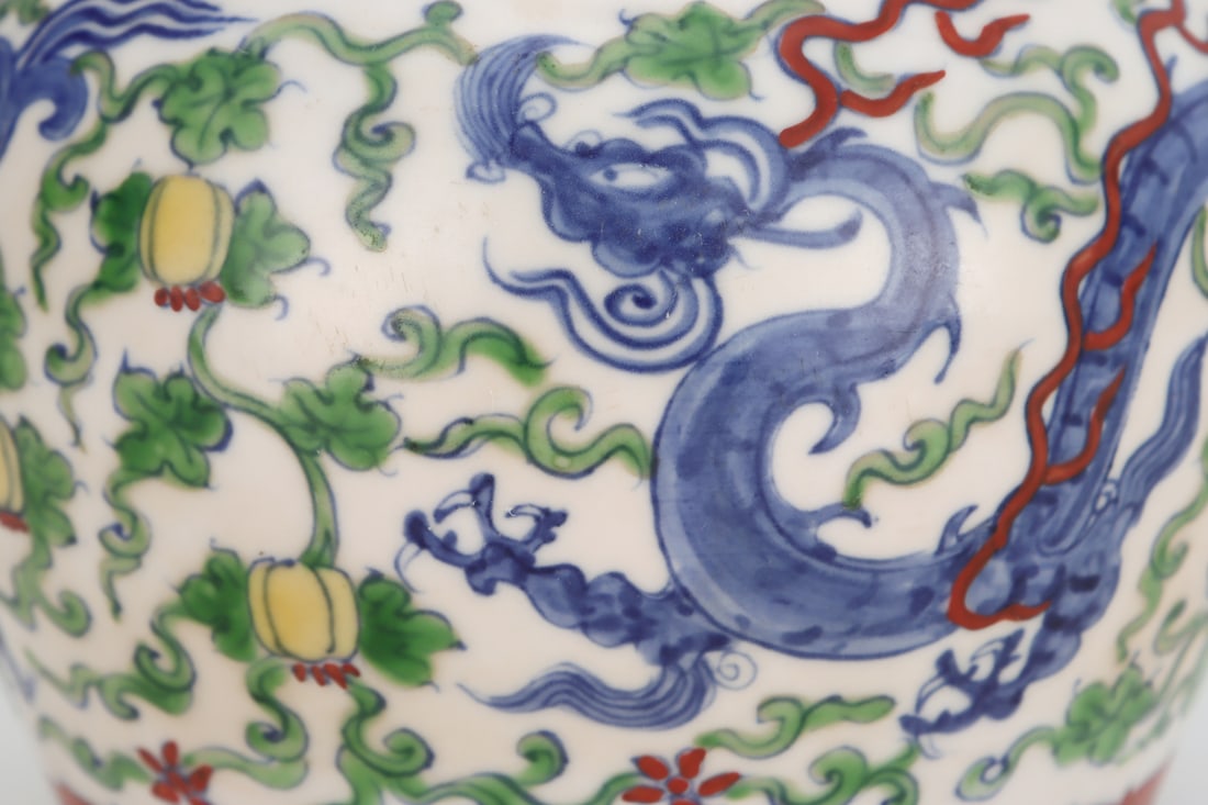 An Exquisite Doucai Dragon Pattern Jar - 6