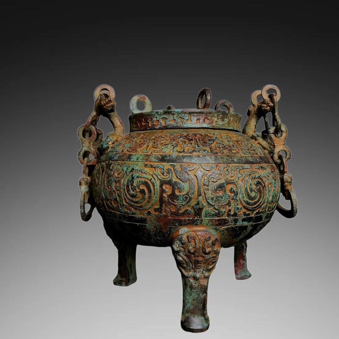 An Exquisite Bronze Tripod Ding - 3