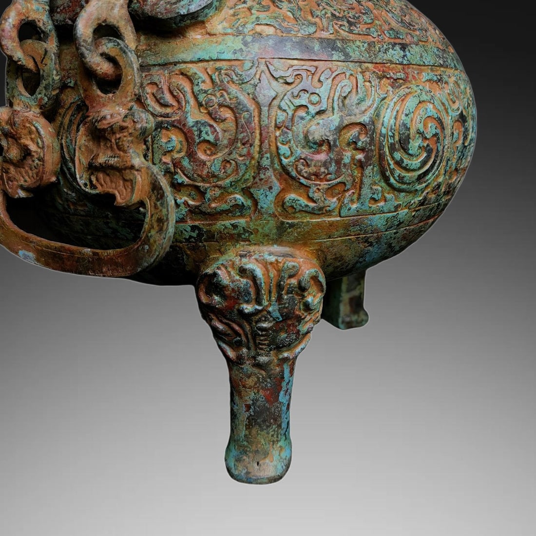 An Exquisite Bronze Tripod Ding - 5