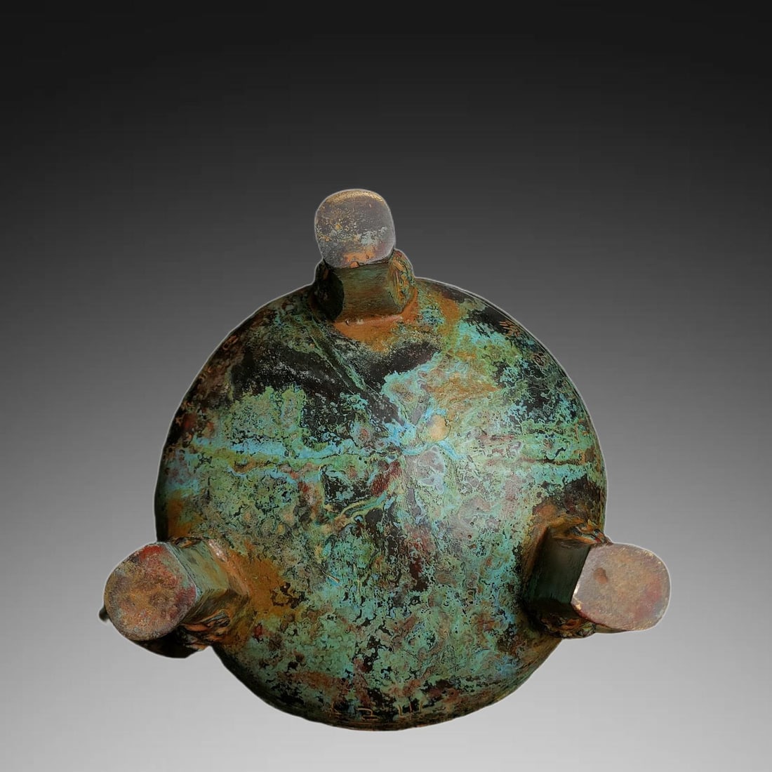 An Exquisite Bronze Tripod Ding - 9