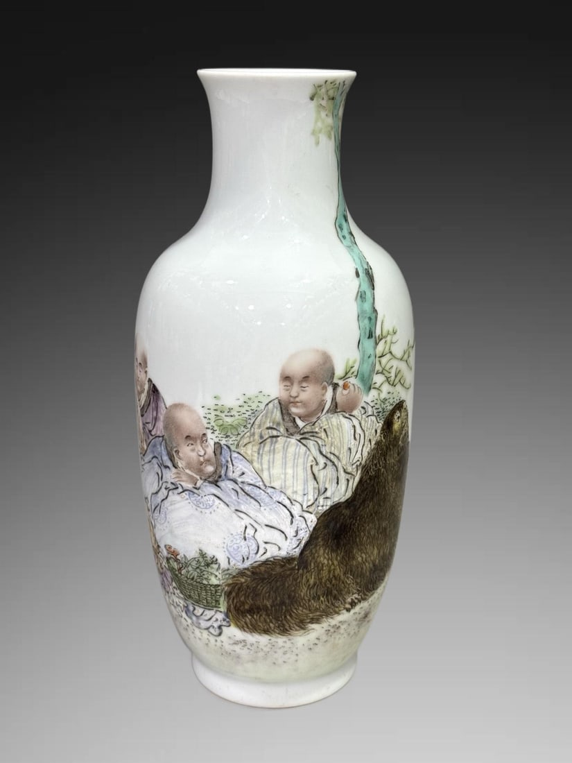 An Exquisite Famille-Rose Figures Pattern Vase (1 of 9)