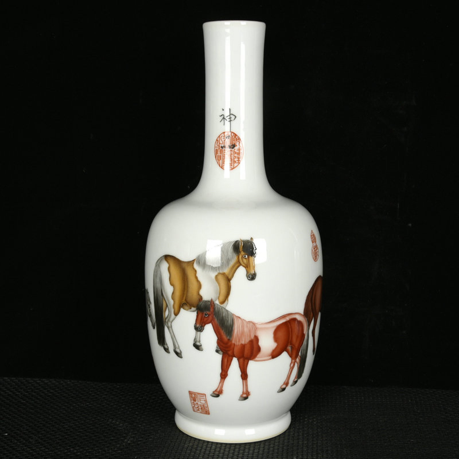 A Rare Enamel Painted Gold Horse Pattern Vase,with poem: A Rare Enamel Painted Gold Horse Pattern Vase,with poem,Qing Dynasty,China,Qianlong Six-character Mark,Size:14.6inx6.7in 珐琅彩描金骏马纹瓶,४