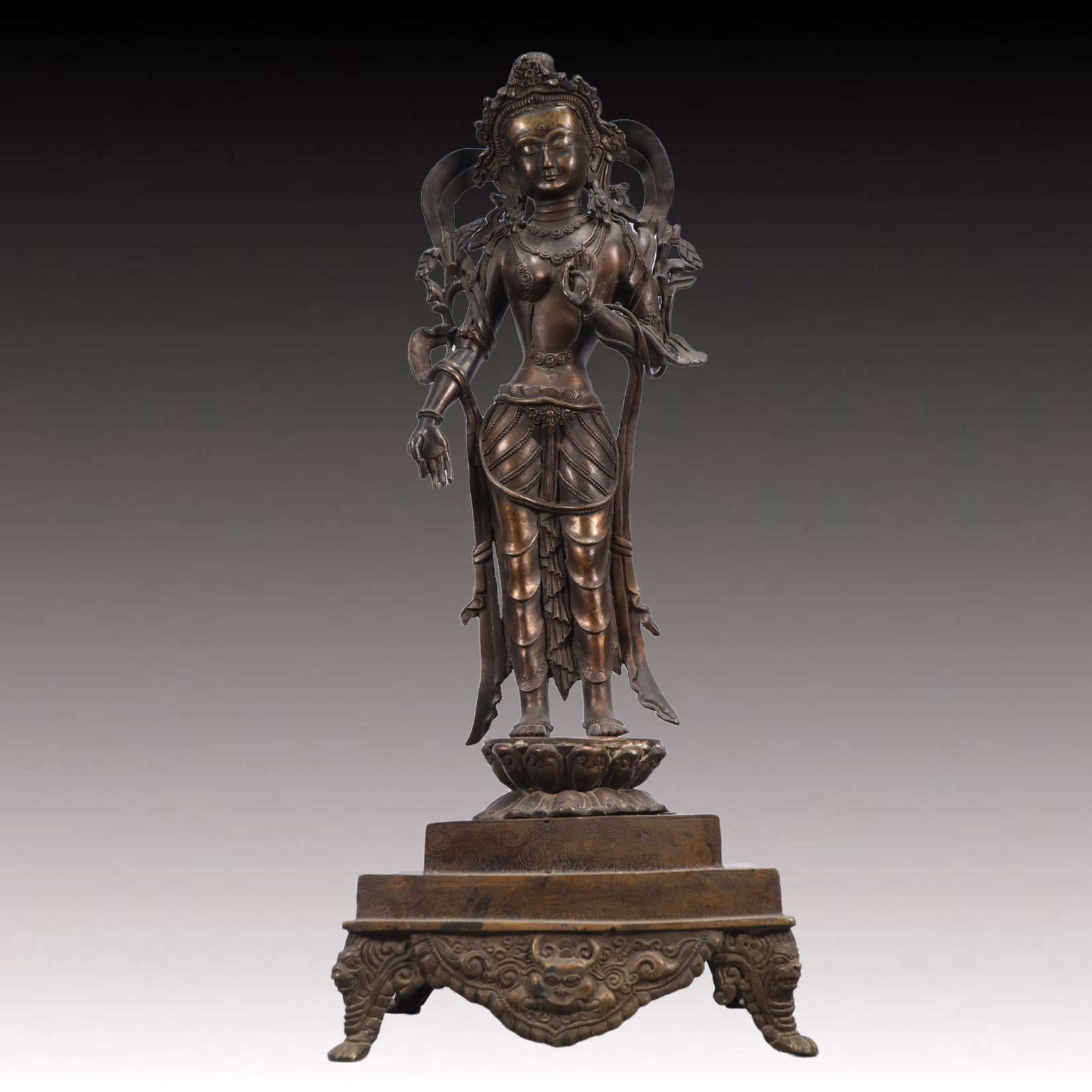A Solemn Bronze Statue of Avalokitesvara: A Solemn Bronze Statue of Avalokitesvara,Ming Dynasty, China,Size:8.3inx21.7in,Weight:6800g 铜观音像,中国明代