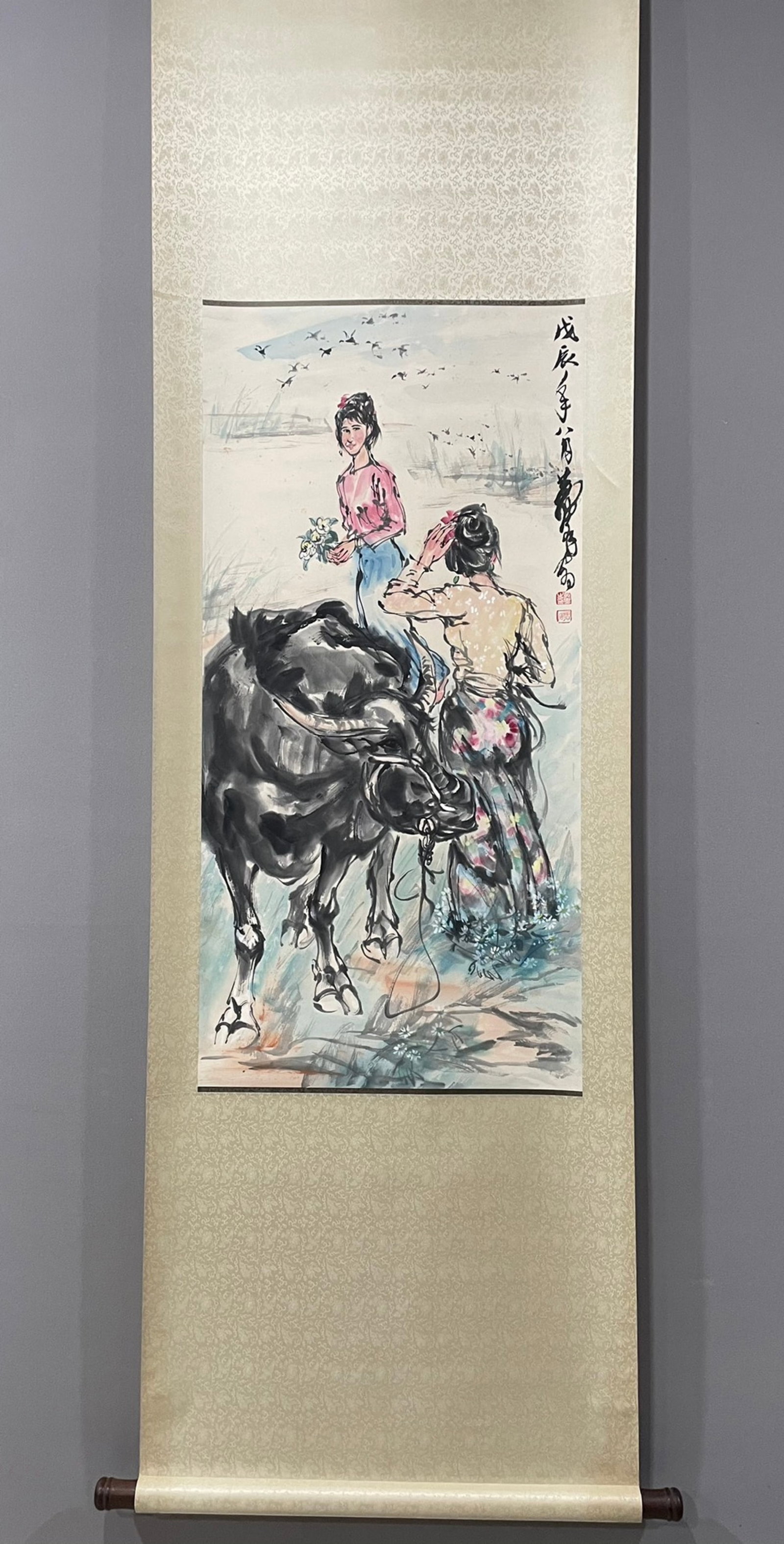 A Chinese Vertical Scroll Ink Painting of Character and Story on Paper: A Chinese Vertical Scroll Ink Painting of Character and Story on Paper,Huang Zhou,Size:39.4inx18.9in 一幅中国水墨人物故事画立
