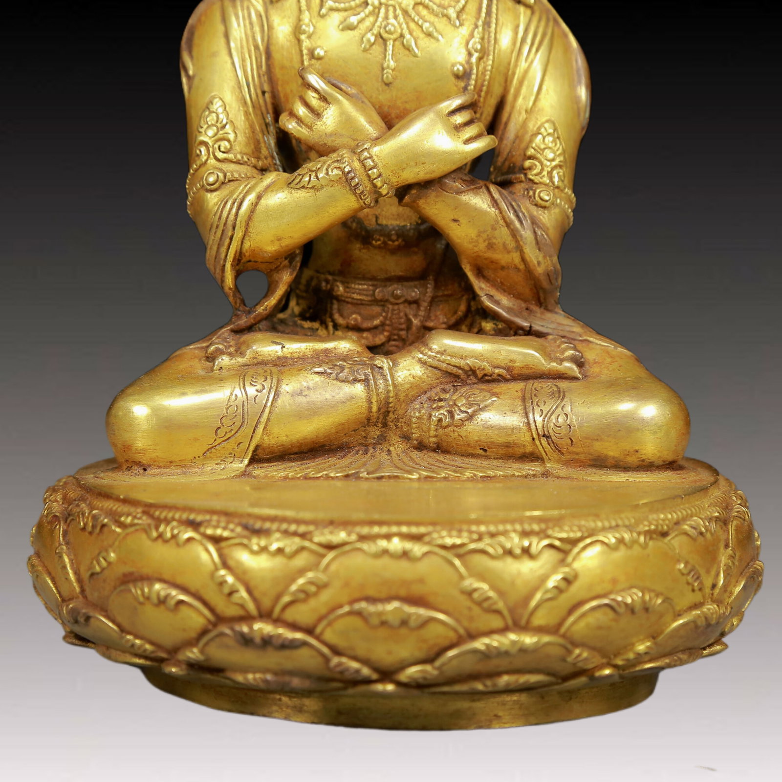 A Solemn Gilt Bronze Buddha Statue - 3