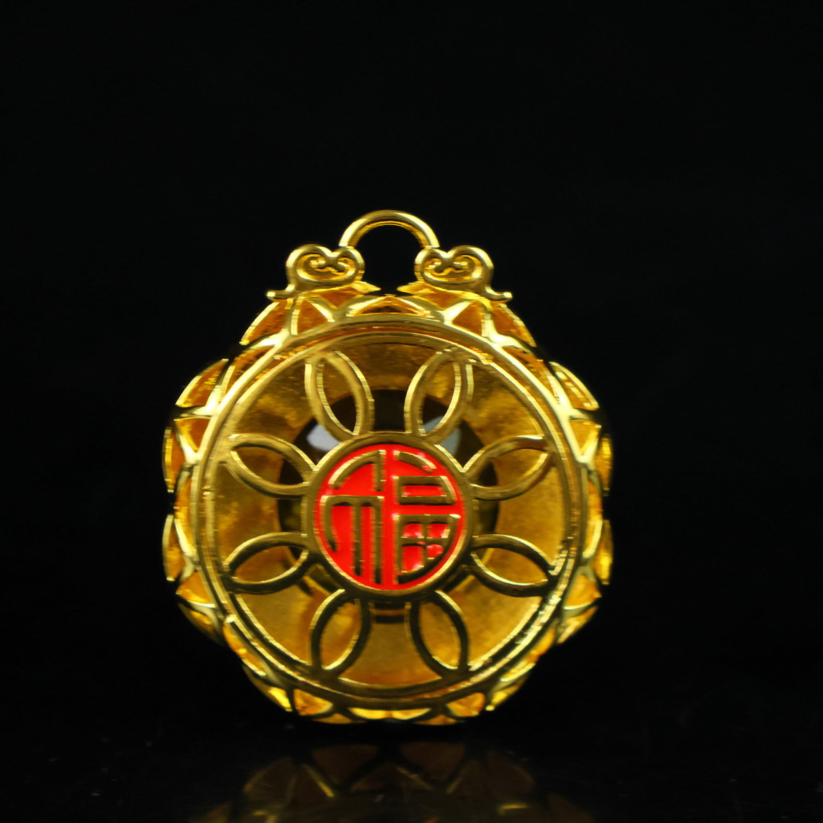 An Exquisite Pendant - 5
