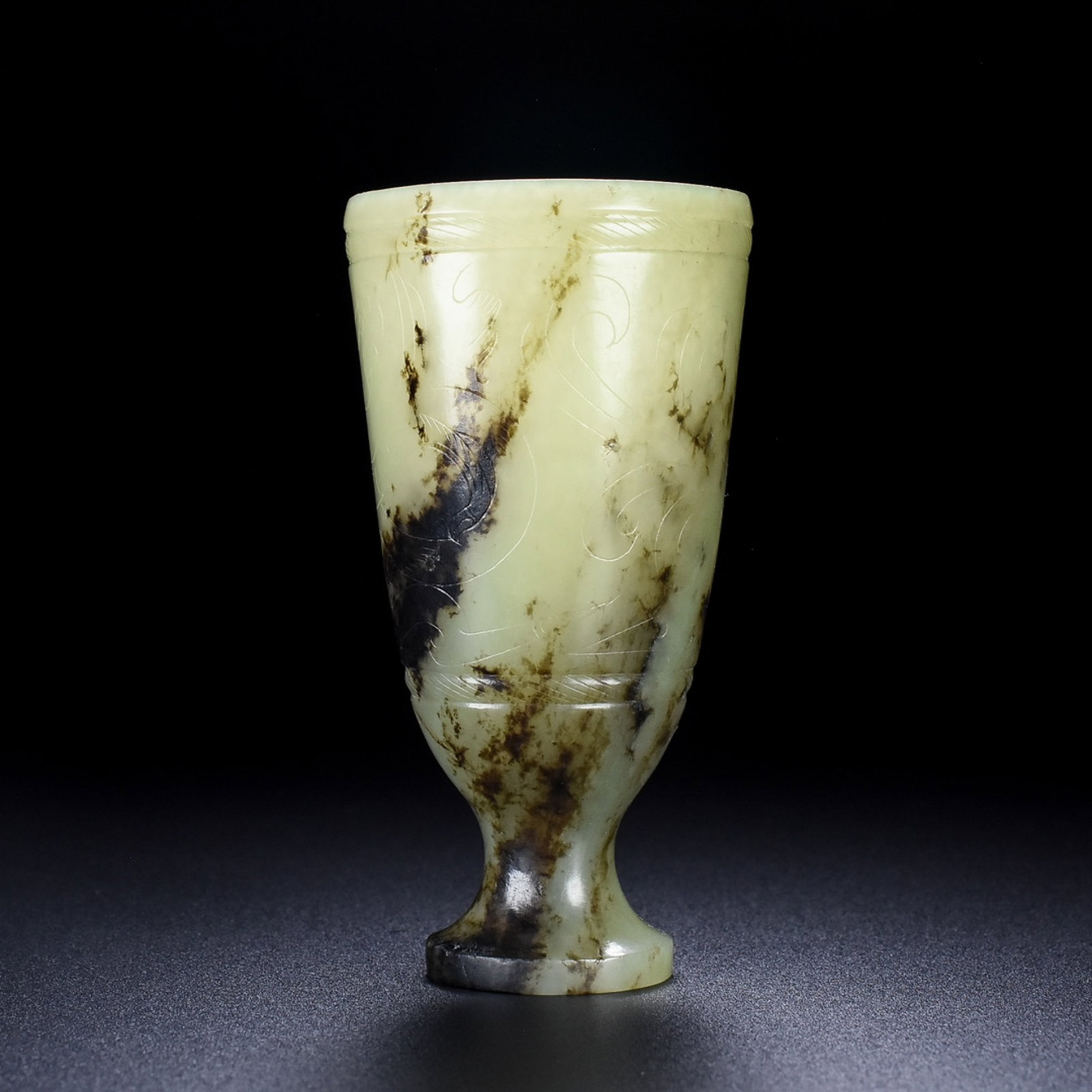 An Archaic Gaogu yu Dragon Pattern Cup - 5