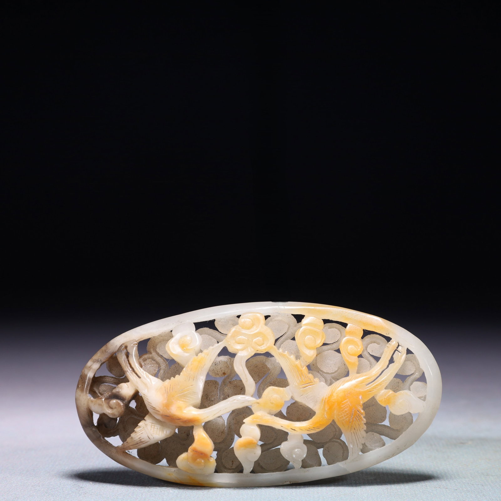 An Exquisite White Jade Auspicious Cloud and Crane Pattern Pendant: An Exquisite White Jade Auspicious Cloud and Crane Pattern Pendant,Qing Dynasty,China,Size:3.7inx1.8in,Weight:54.7g 白玉祥云鹤纹佩,中国清
