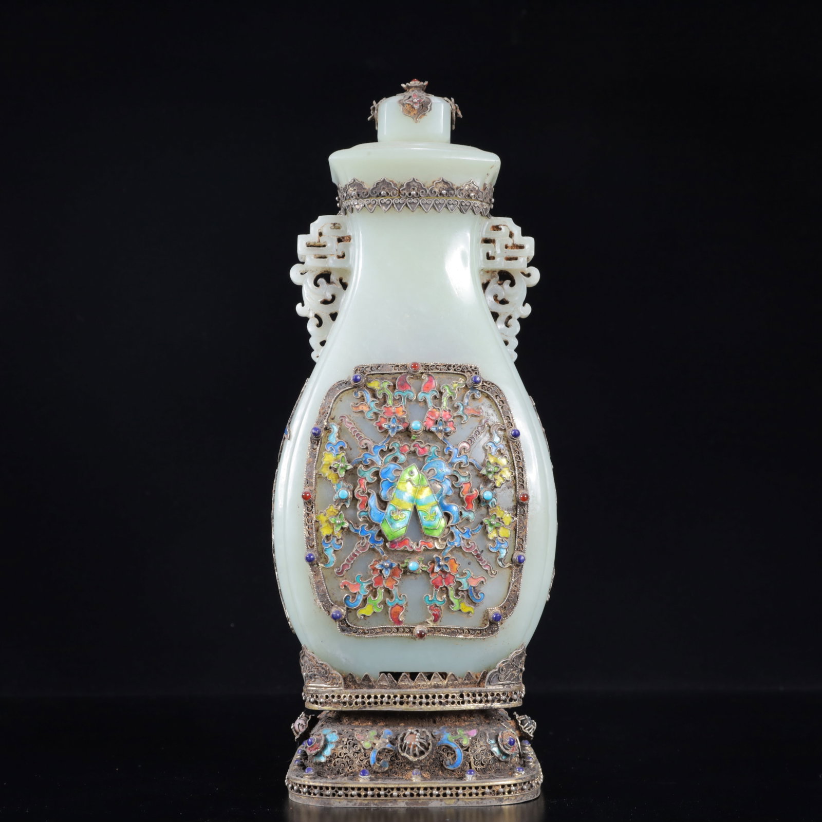 An Exquisite Silver-gilt Inlaid White Jade Bats and Peach Pattern Vase: An Exquisite Silver-gilt Inlaid White Jade Bats and Peach Pattern Vase,Qing Dynasty, China,Qianlong Four-character Mark,Size:3.5inx3.5inx10.2in,Weight:1300g