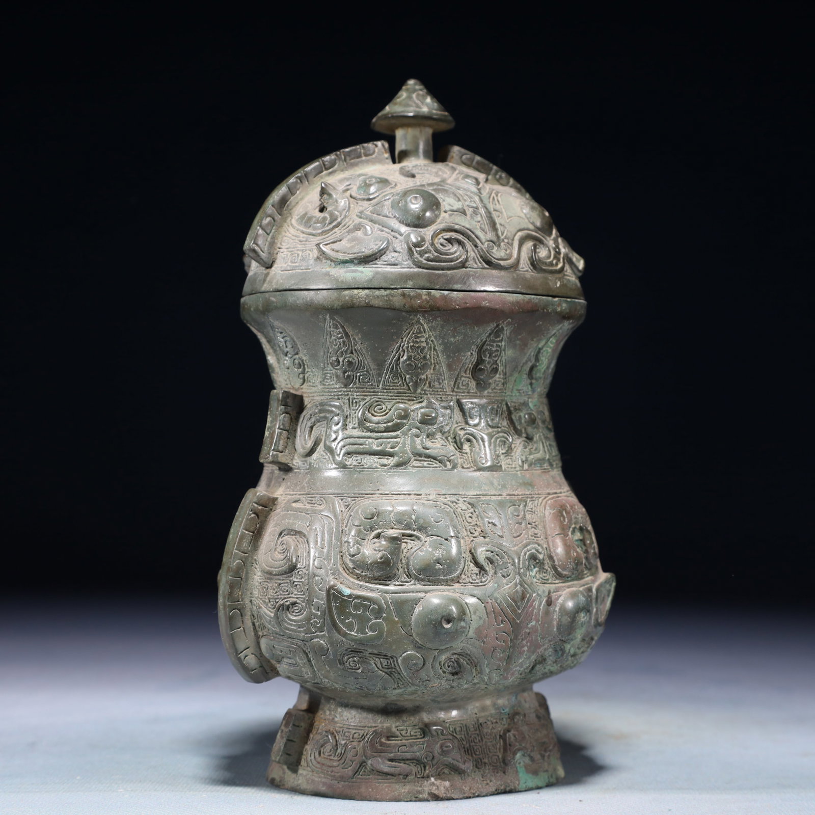 A Rare Bronze Beast-Face Pattern Pot - 4