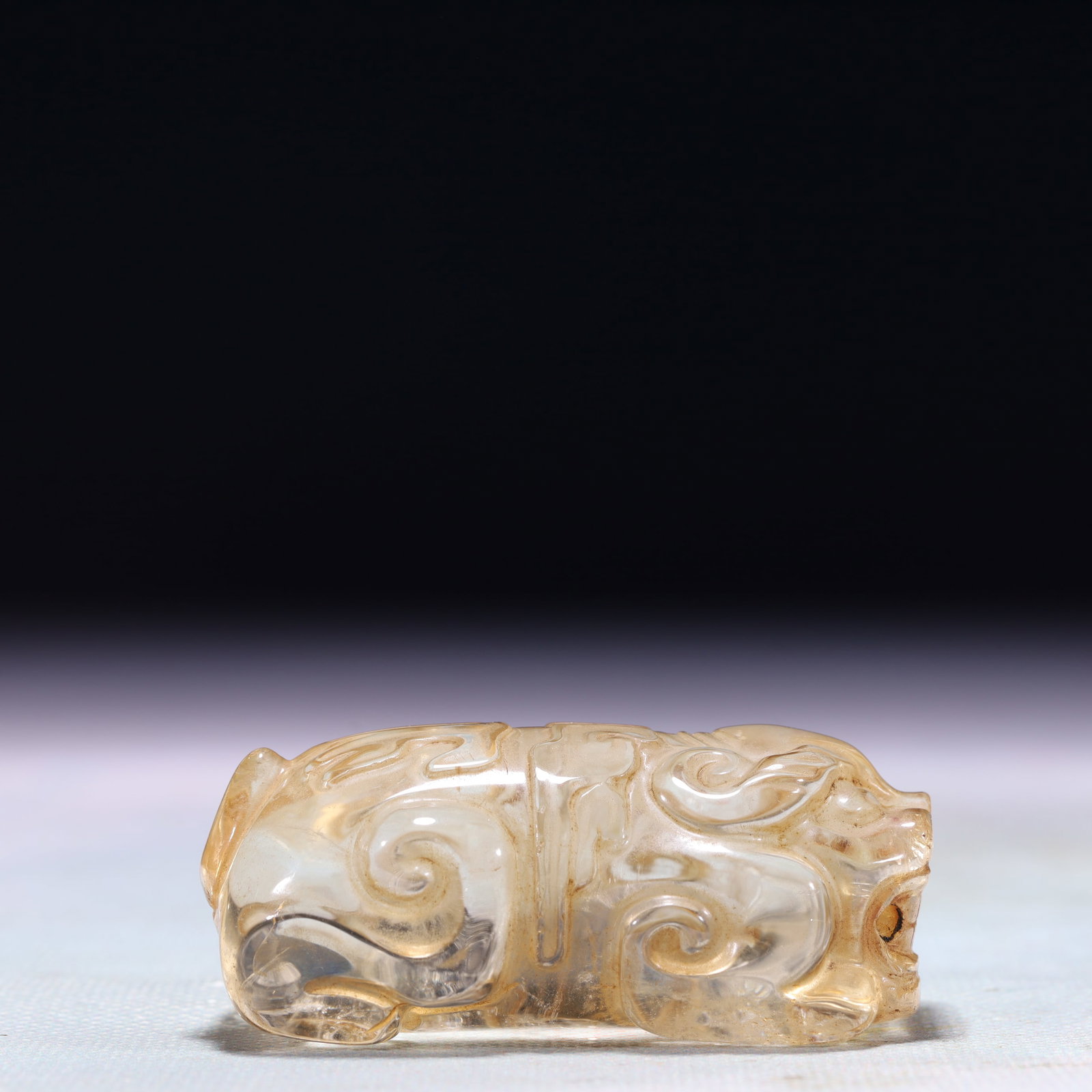 An Exquisite Crystal Beast Ornament: An Exquisite Crystal Beast Ornament,Qing Dynasty,China,Size:2.4inx1.2inx1in,Weight:109.4g 水晶兽摆件,中国清代