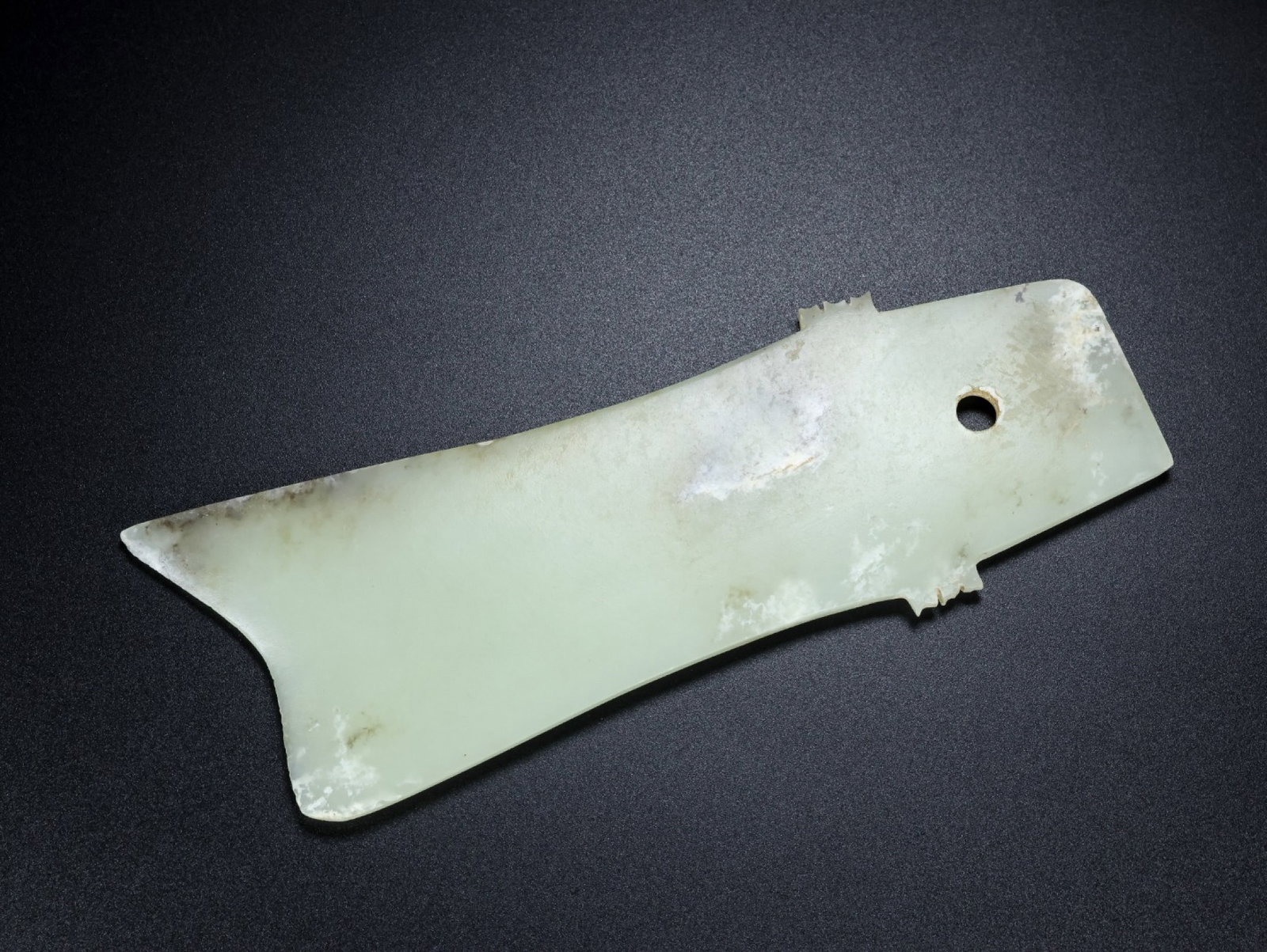 An Exquisite White Jade Axe - 6