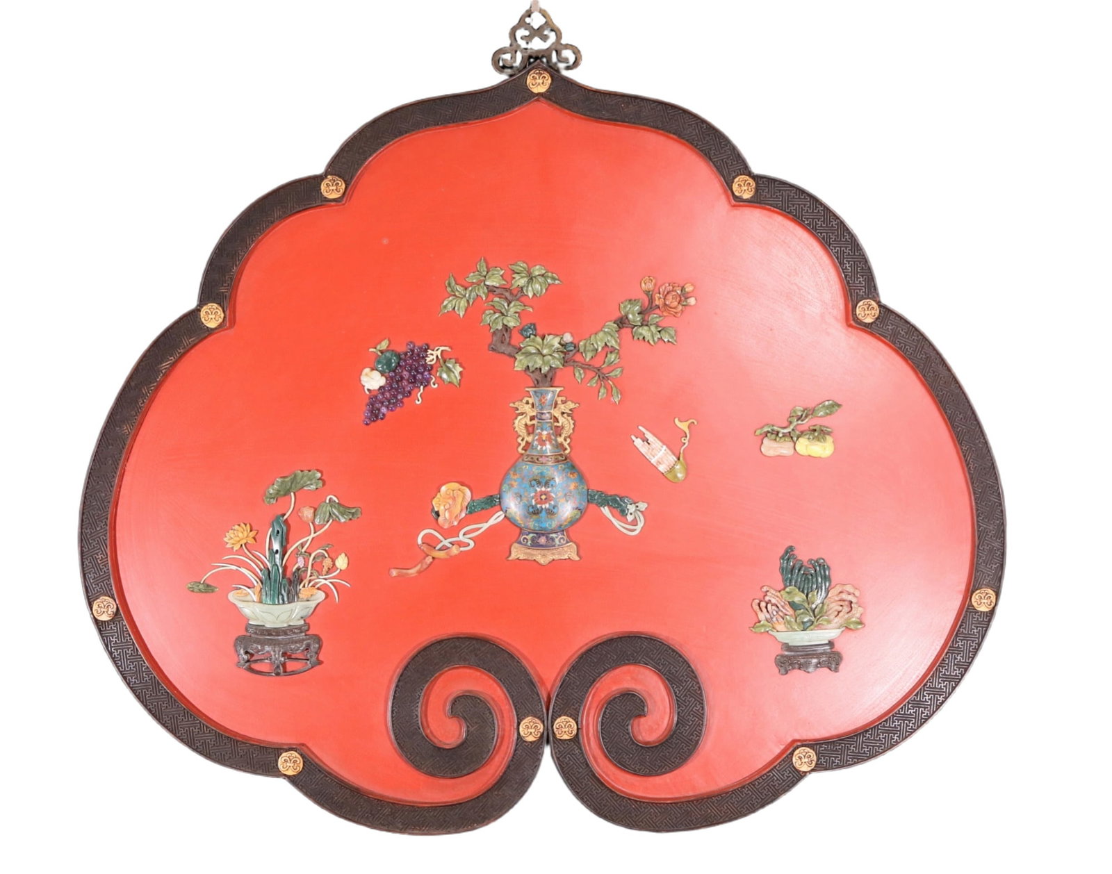An exquisite zitanwood lacquered vase pattern hanging screen: An exquisite lacquered zitanwood hanging screen with a vase pattern inlaid with gems, Qing Dynasty , China. This hanging screen is an exquisite work of art. It uses zitanwood as the base material and 