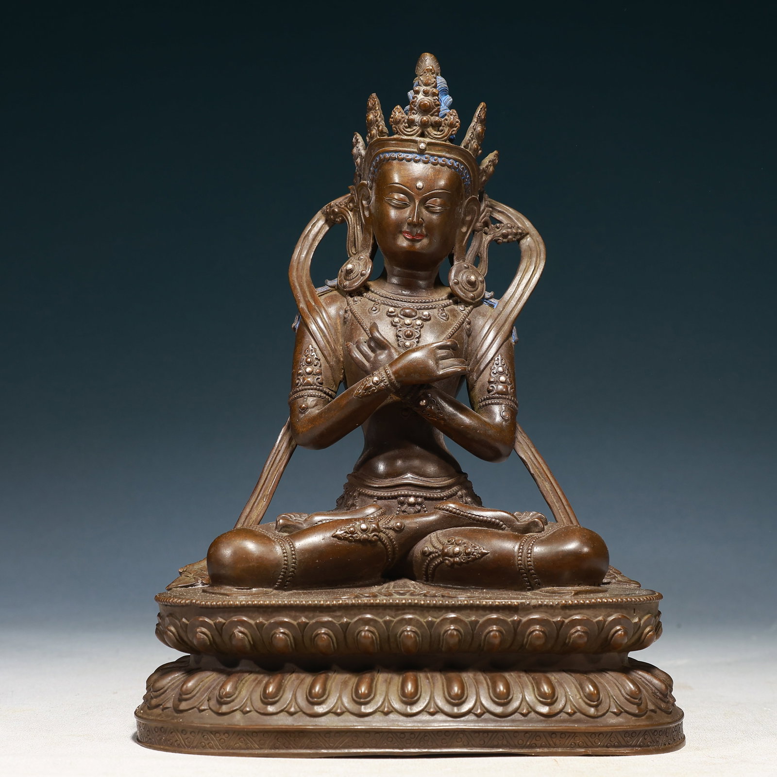 A Solemn Bronze Inlaid Silver Statue of Vajra,With Inscription: A Solemn Bronze Inlaid Silver Statue of Vajra,With Inscription,Qing Dynasty,China,Size:8.3inx4.7inx11in,Weight:3400g 铜嵌银金刚像,带铭文,中&
