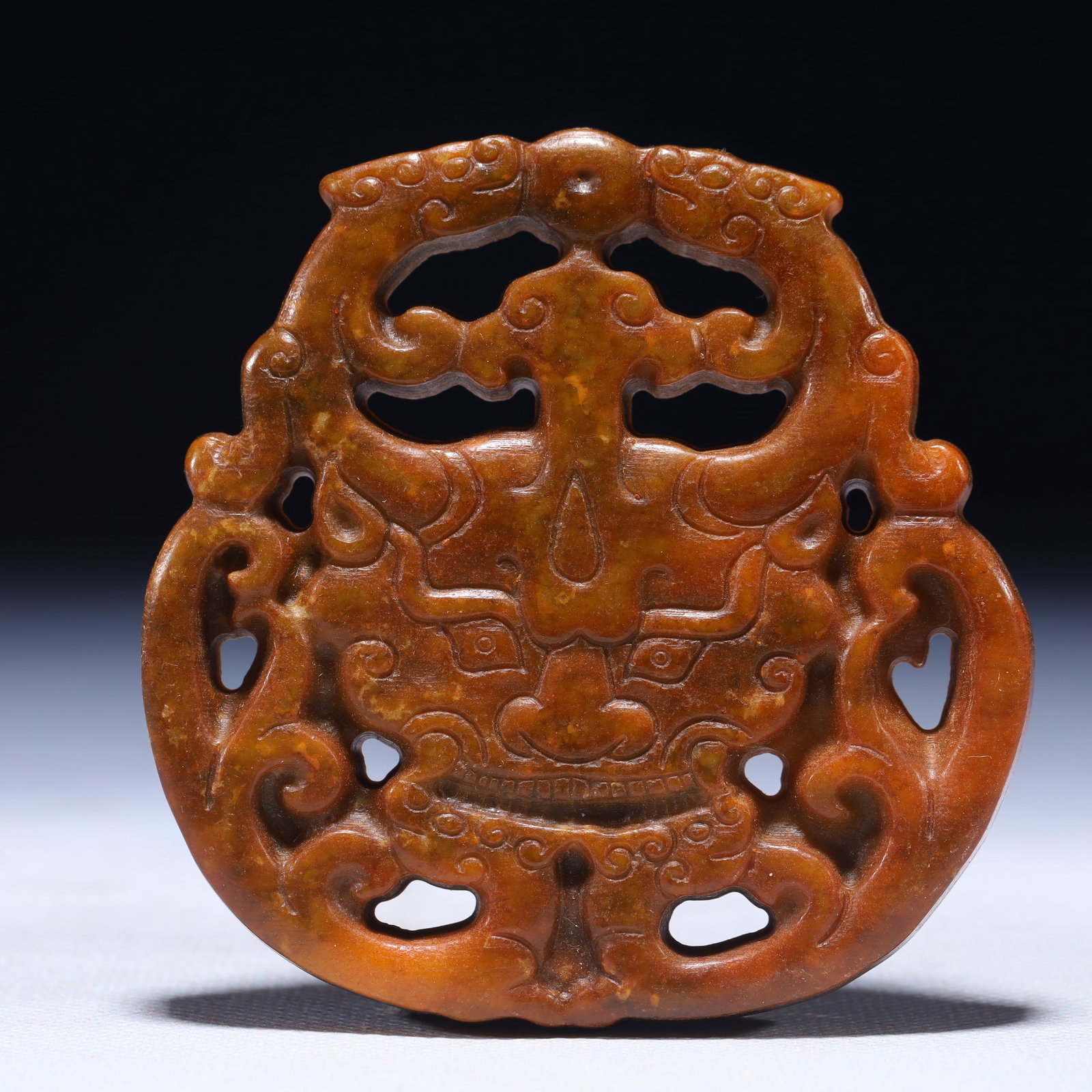 An Exquisite Archaic Jade Beast-Face Pattern Pendant: An Exquisite Archaic Jade Beast-Face Pattern Pendant,Ancient Time,China,Size:2.2inx0.2inx3in,Weight:70g 高古玉兽面纹挂件,中国远古