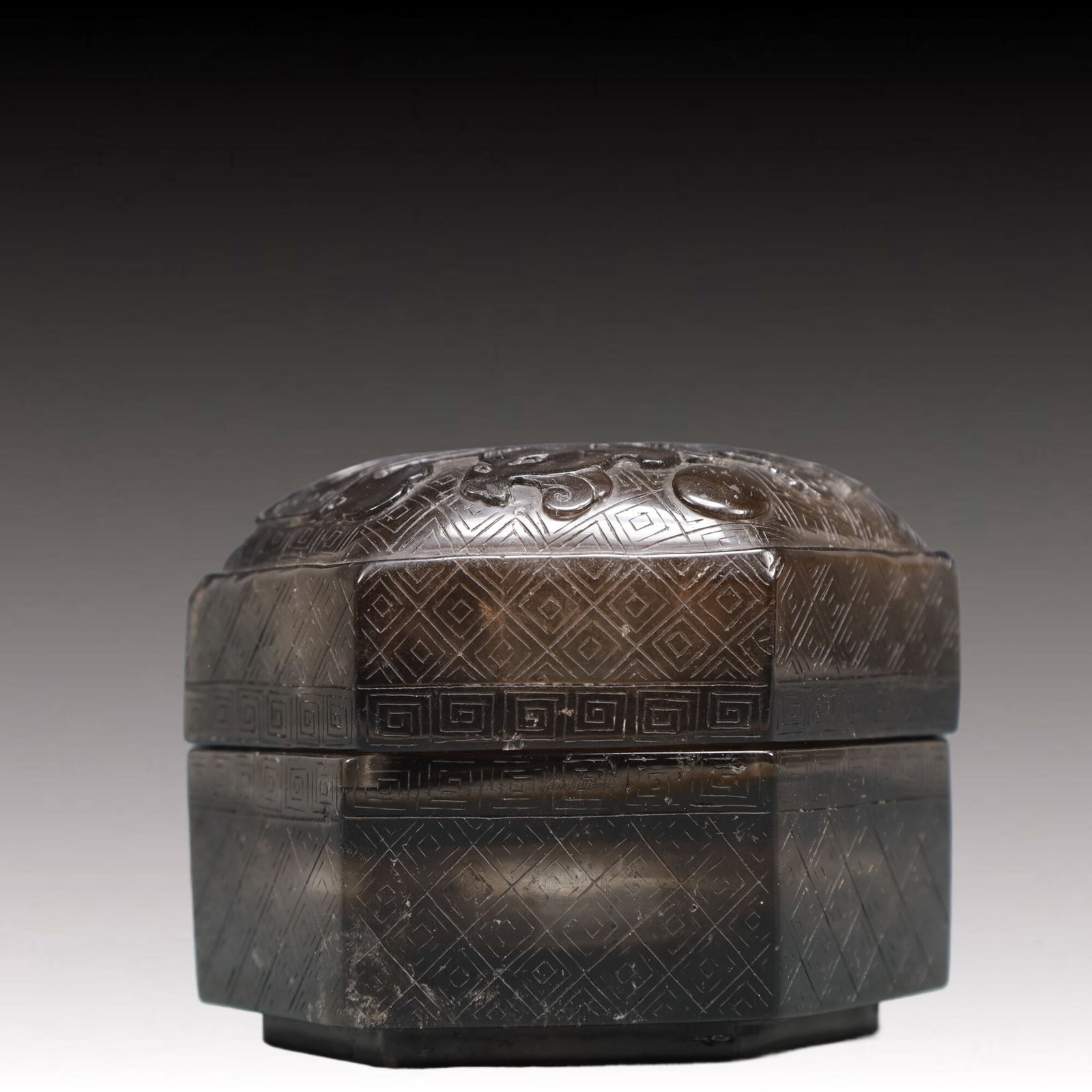 An Exquisite Crystal Beast-Face Pattern Box - 3