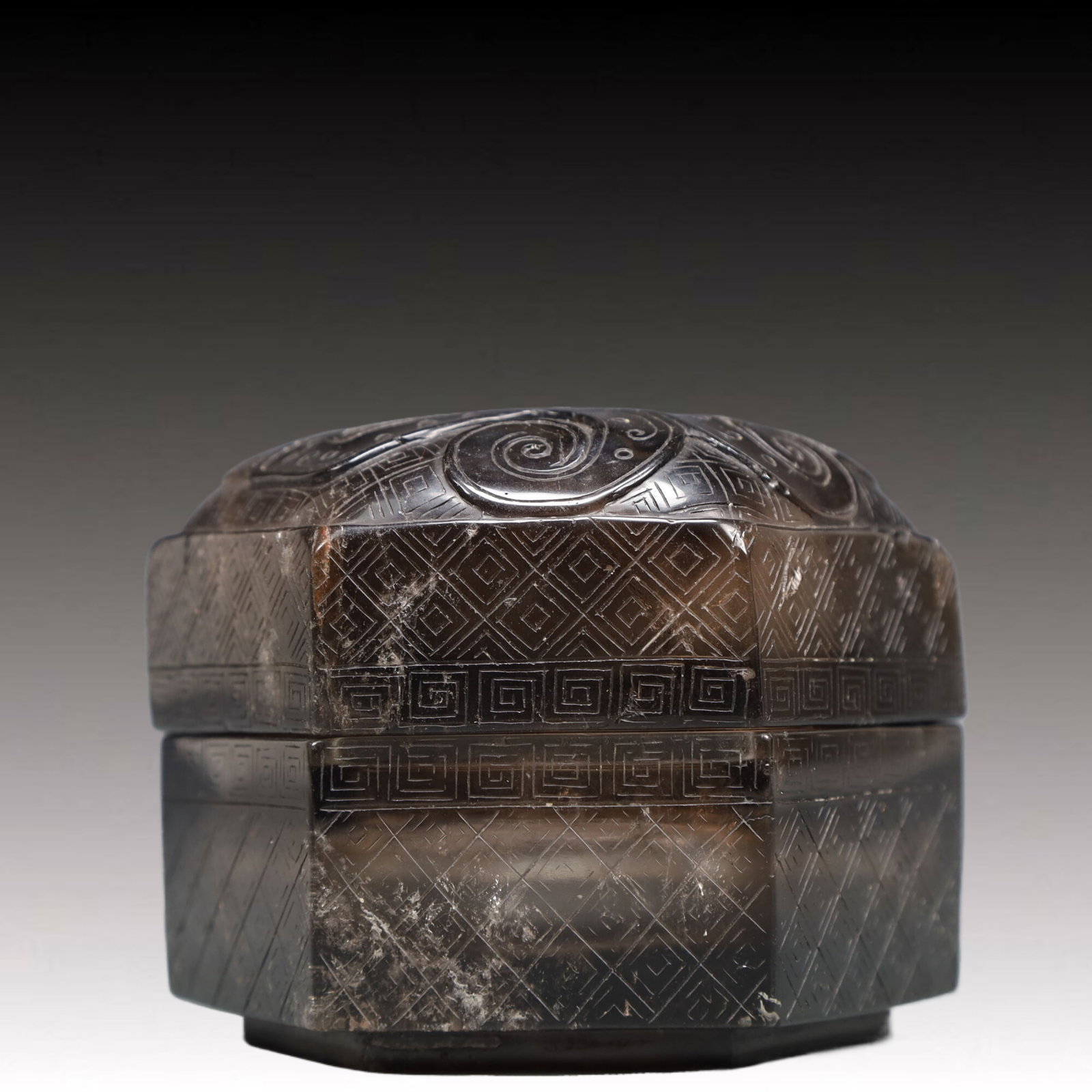 An Exquisite Crystal Beast-Face Pattern Box - 5