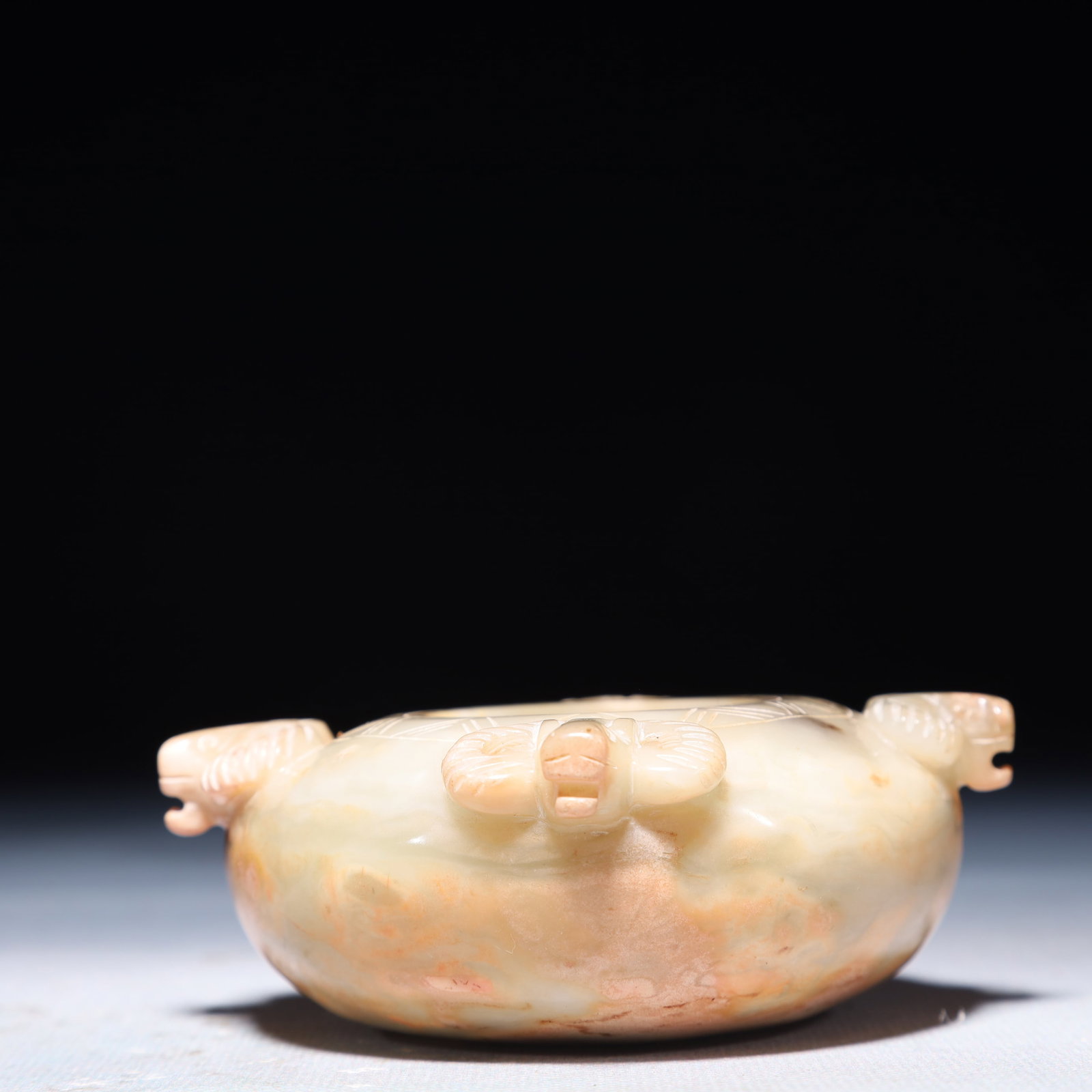 An Exquisite White Jade Sheep-Ears Brush Washer: An Exquisite White Jade Sheep-Ears Brush Washer,Qing Dynasty,China,Size:3.7inx1.2in,Weight:300g 白玉羊耳笔洗,中国清代