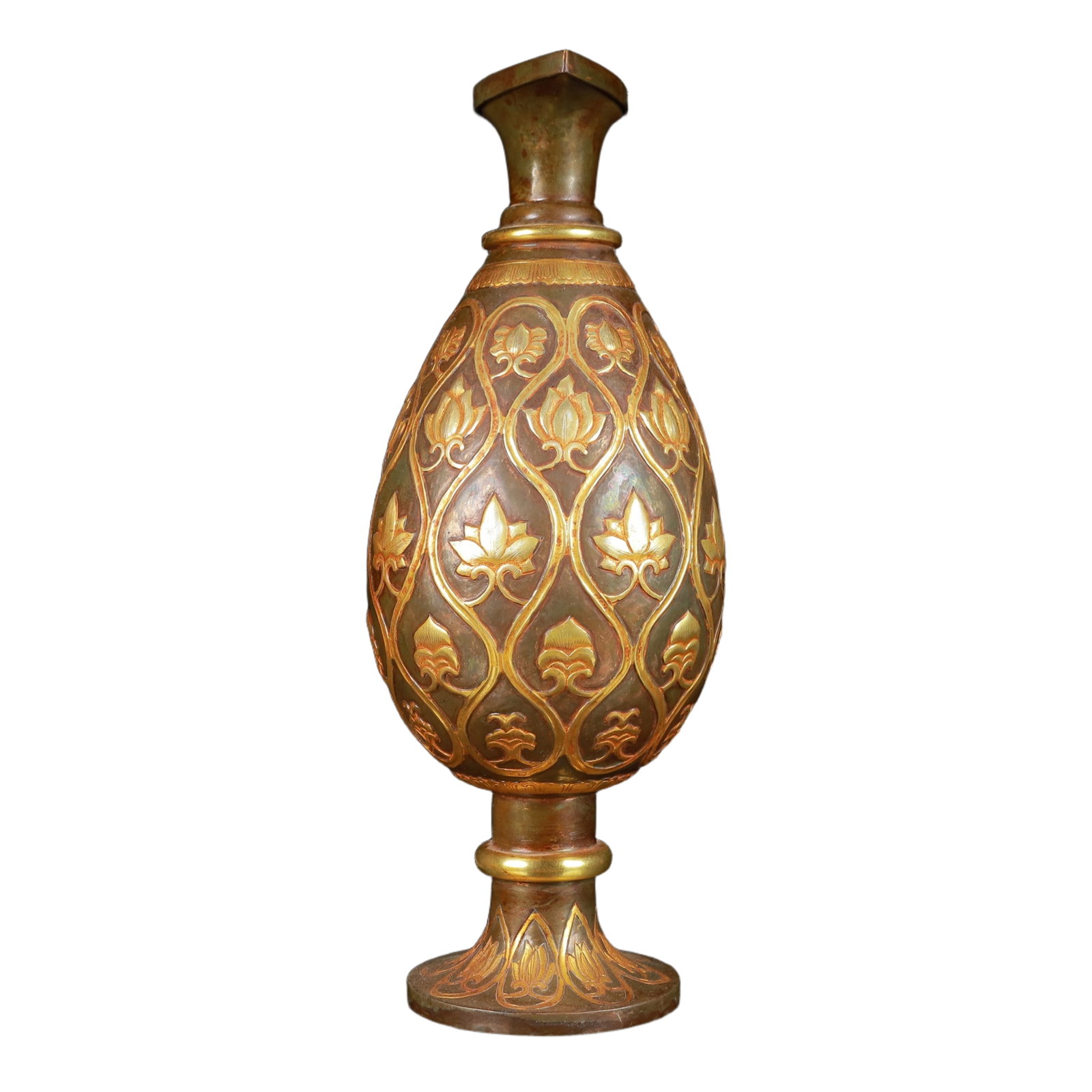 An Exquisite Gilt Silver Flower Pattern Ewer - 9