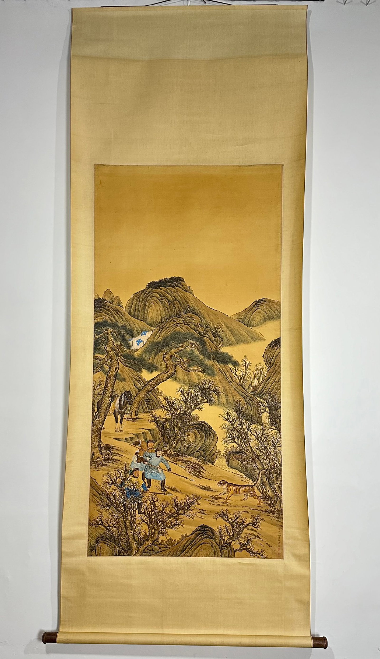 A Chinese Vertical Scroll Ink Painting of Character and Story on Silk: A Chinese Vertical Scroll Ink Painting of Character and Story on Silk,Lang Shining,Size:(entirety)88.6inx33.5in,(Without frame)54.3inx26.8in 一幅中国水墨绢