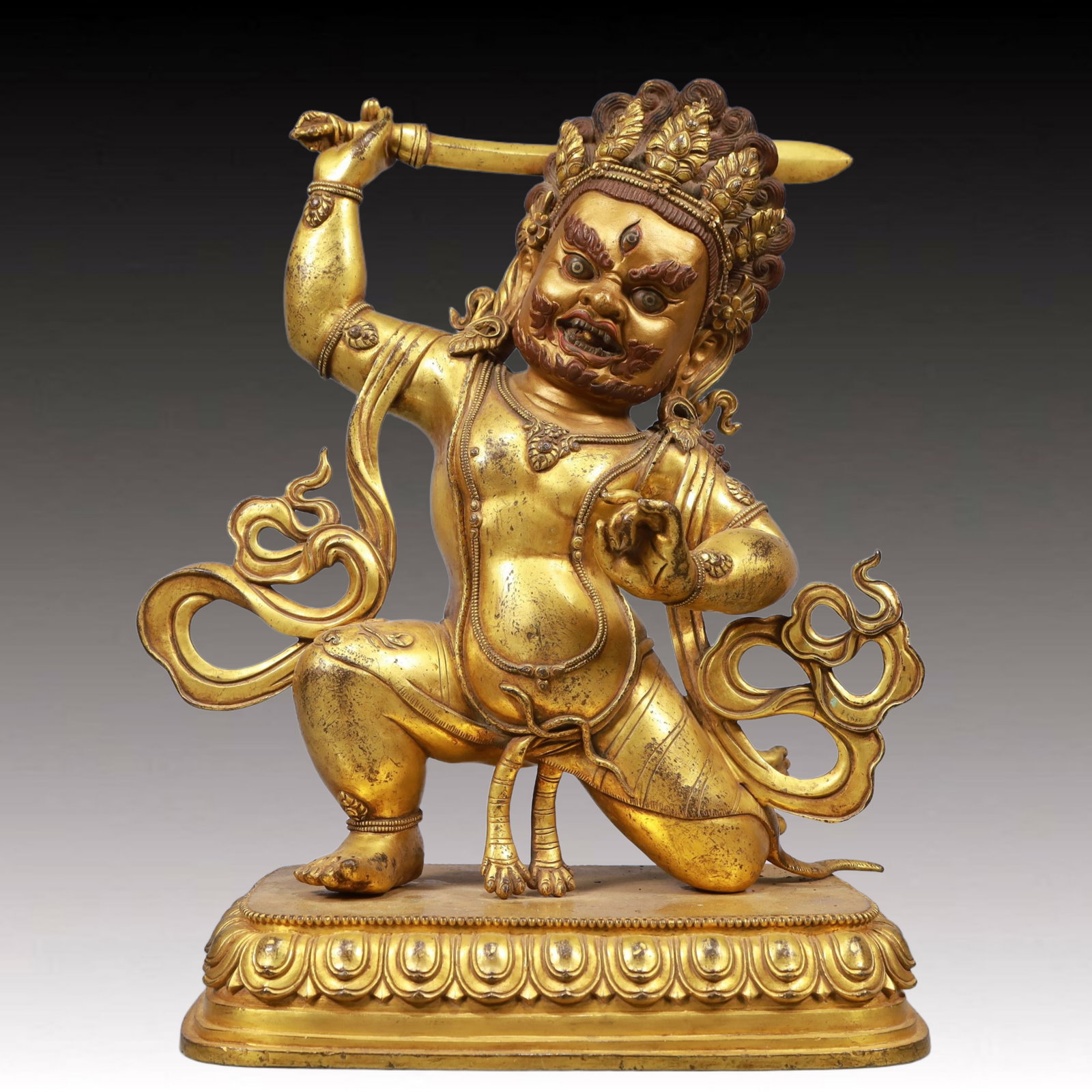 A Solemn Gilt Bronze Statue of Mammon: A Solemn Gilt Bronze Statue of Mammon, Ming Dynasty, China, Size:11.8inx7.1inx13.6in, Weight:9100g 铜鎏金财神像,中国明代,尺寸:11
