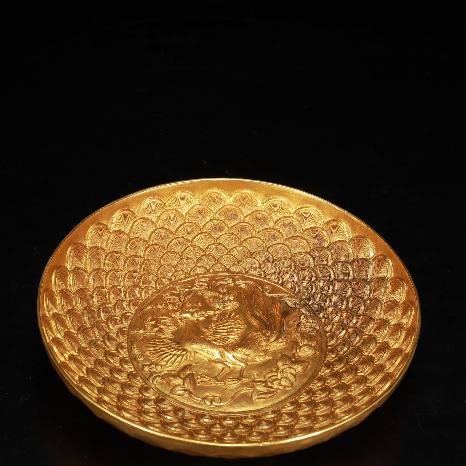 An Exquisite Gilt Bronze Auspicious Beast Pattern Plate: An Exquisite Gilt Bronze Auspicious Beast Pattern Plate,Qing Dynasty, China,Size:7.5inx1.6in,Weight:700g 铜鎏金瑞兽纹盘,中国清代