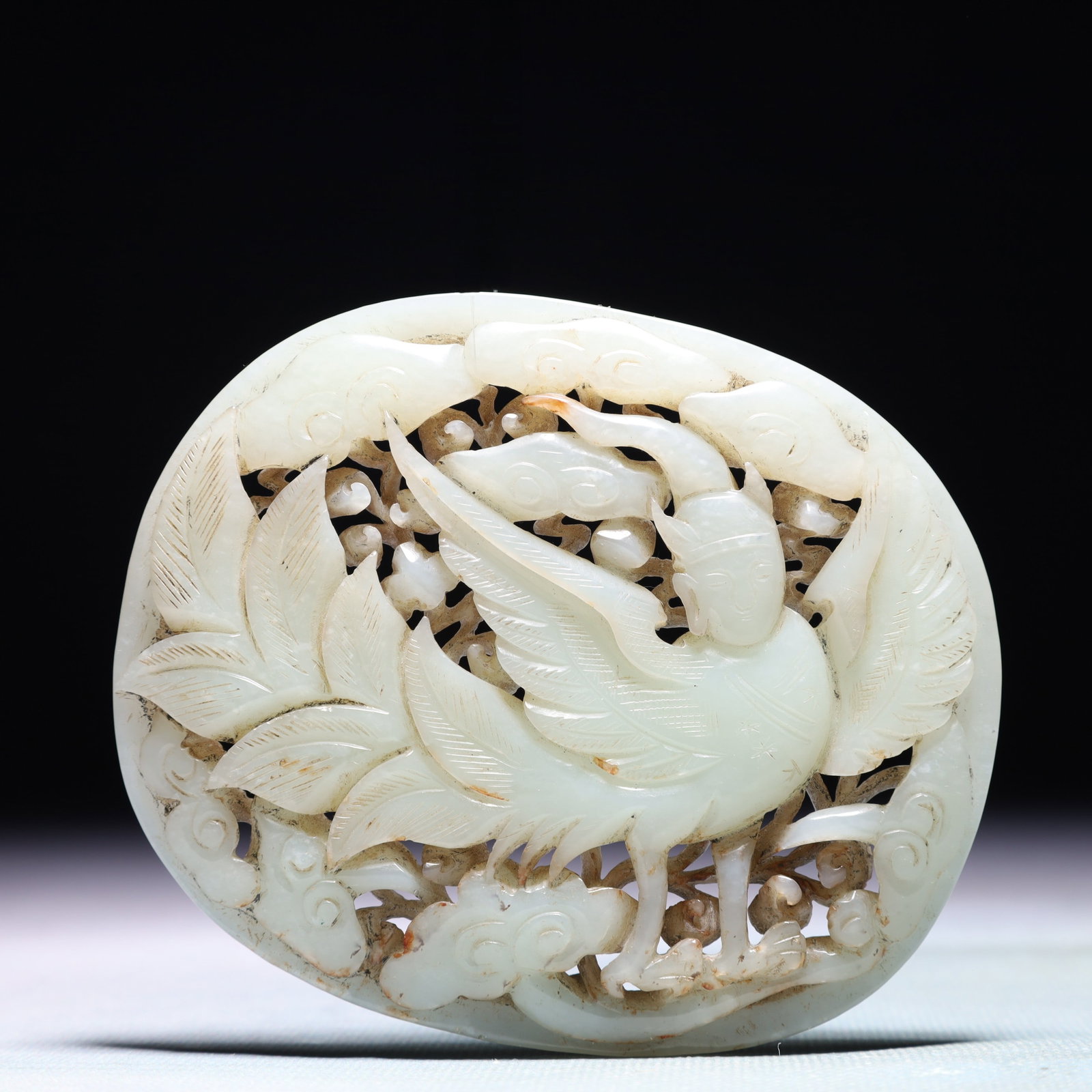 An Exquisite White Jade Bird Pattern Pendant: An Exquisite White Jade Bird Pattern Pendant,Qing Dynasty,China,Size:4.1inx3.3in,Weight:126.8g 白玉鸟纹佩,中国清代
