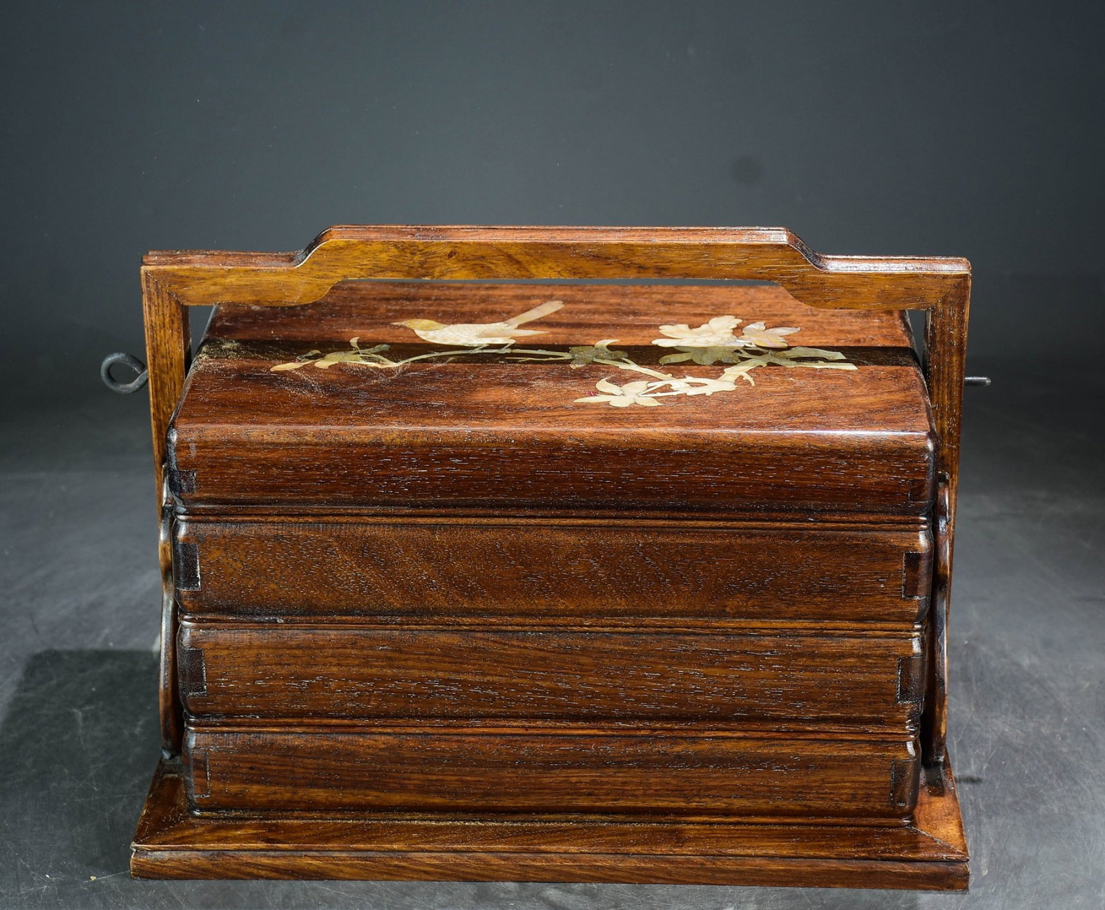 A Rare Huanghuali wood Inlaid Shell Flower and Bird Pattern Vintage Food Box: A Rare Huanghuali wood Inlaid Shell Flower and Bird Pattern Vintage Food Box,Qing Dynasty,China,Size:9.8inx13inx9.1in 黄花梨木镶贝壳花鸟纹&#