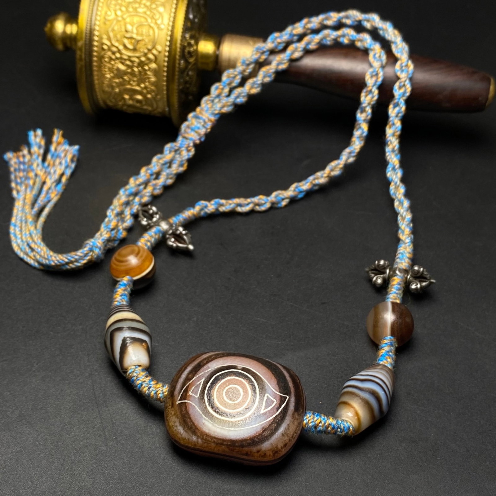 A Precious Agate Necklace - 3