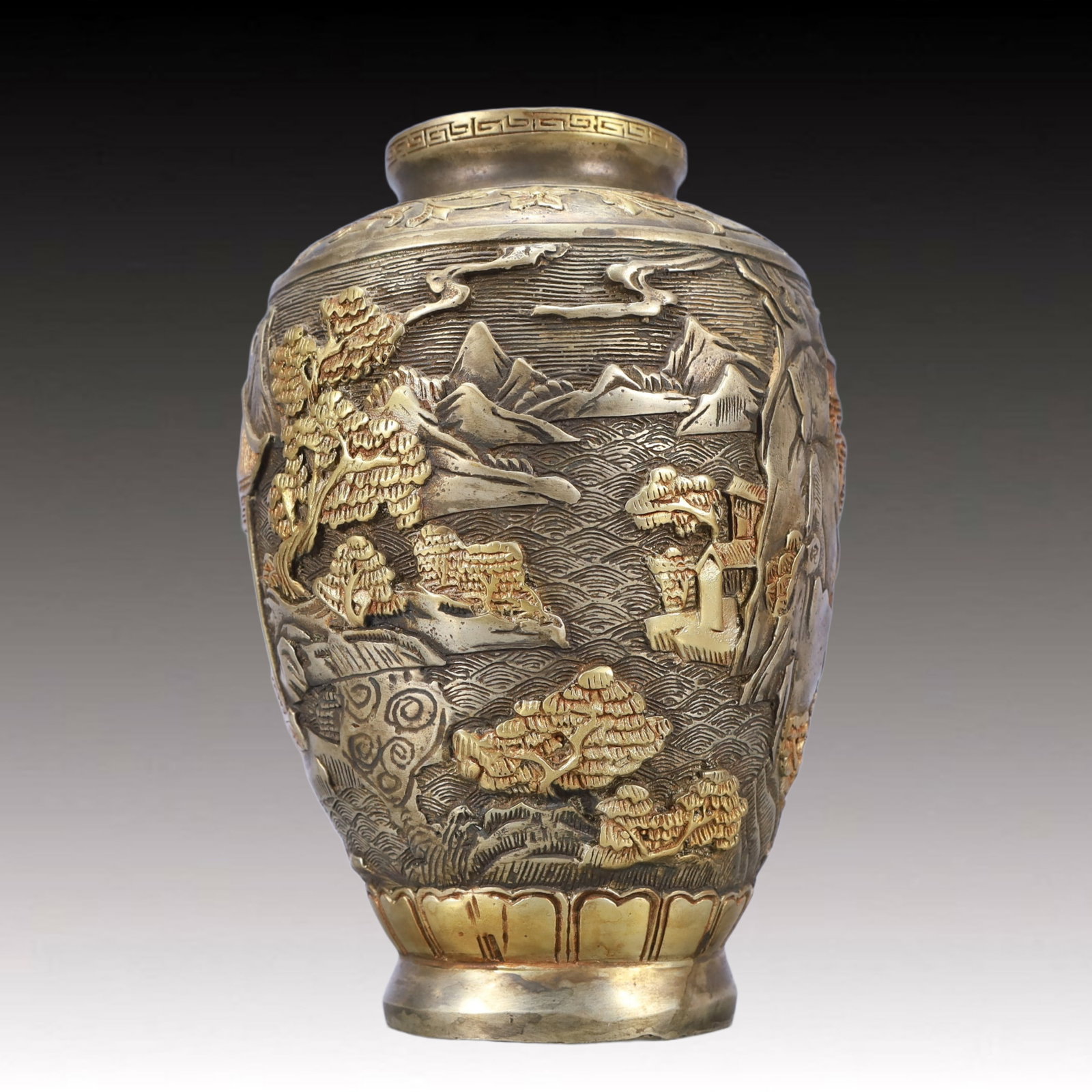 A Rare Gilt Silver Landscape Pattern Vase - 3