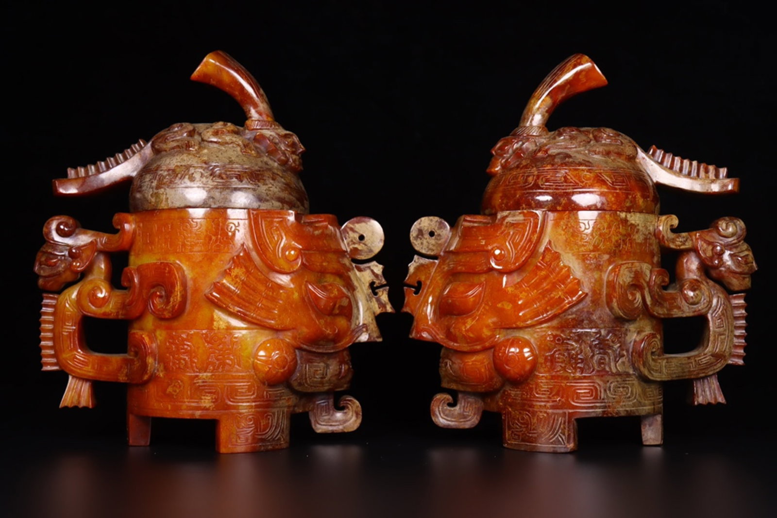 A Pair of Exquisite Archaic Jade Beast-Face Pattern Cups,With Inscription: A Pair of Exquisite Archaic Jade Beast-Face Pattern Cups,With Inscription,Ancient Time,China,Size:8.3inx4.5inx9.1in,Weight:2673g 一对高古玉兽面纹杯