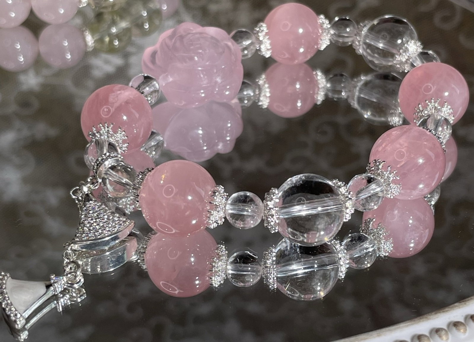 An Exquisite Crystal Bracelet - 2