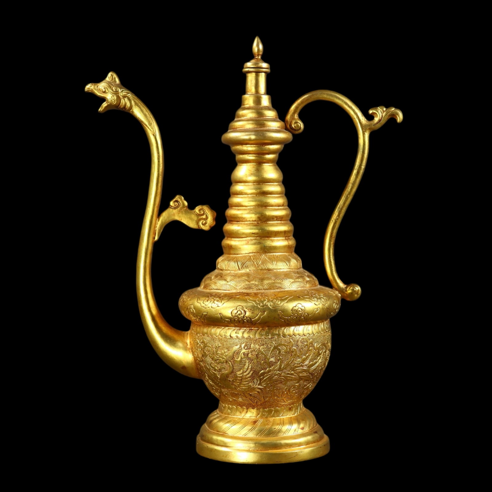 An Exquisite Gilt Bronze Flower and Phoenix Pattern Ewer: An Exquisite Gilt Bronze Flower and Phoenix Pattern Ewer,Tang Dynasty,China,With Mark,Size:9.8inx7.1inx3.1in,Weight:821g 铜鎏金花卉凤纹执壶,ߑ