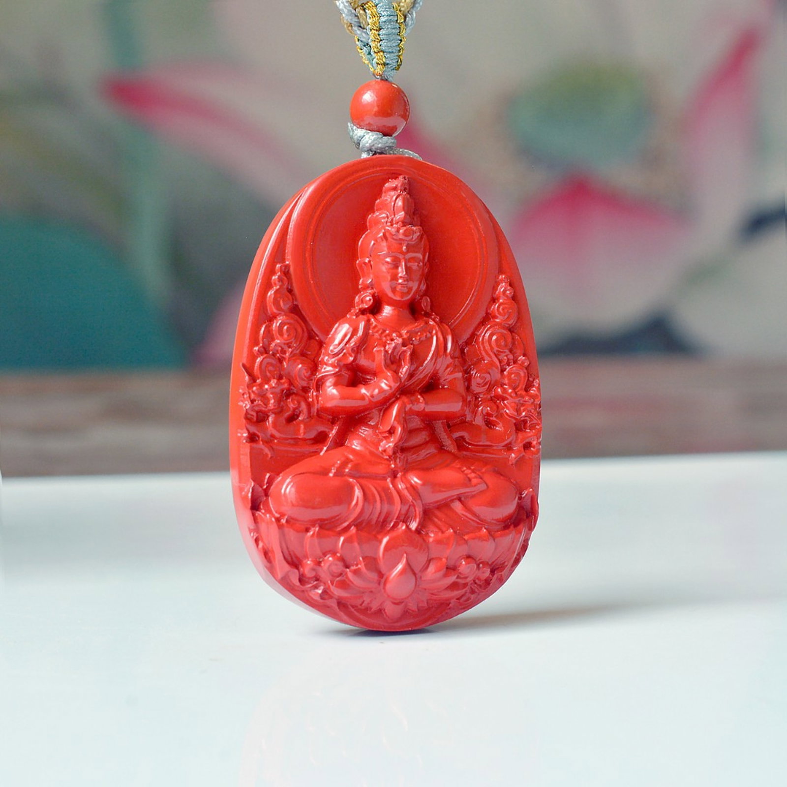 An Exquisite Cinnabar Pendant with Statue of Avalokitesvara: An Exquisite Cinnabar Pendant with Statue of Avalokitesvara,Size:1.2inx1.8in,Weight:38.1g 朱砂挂件带观音像