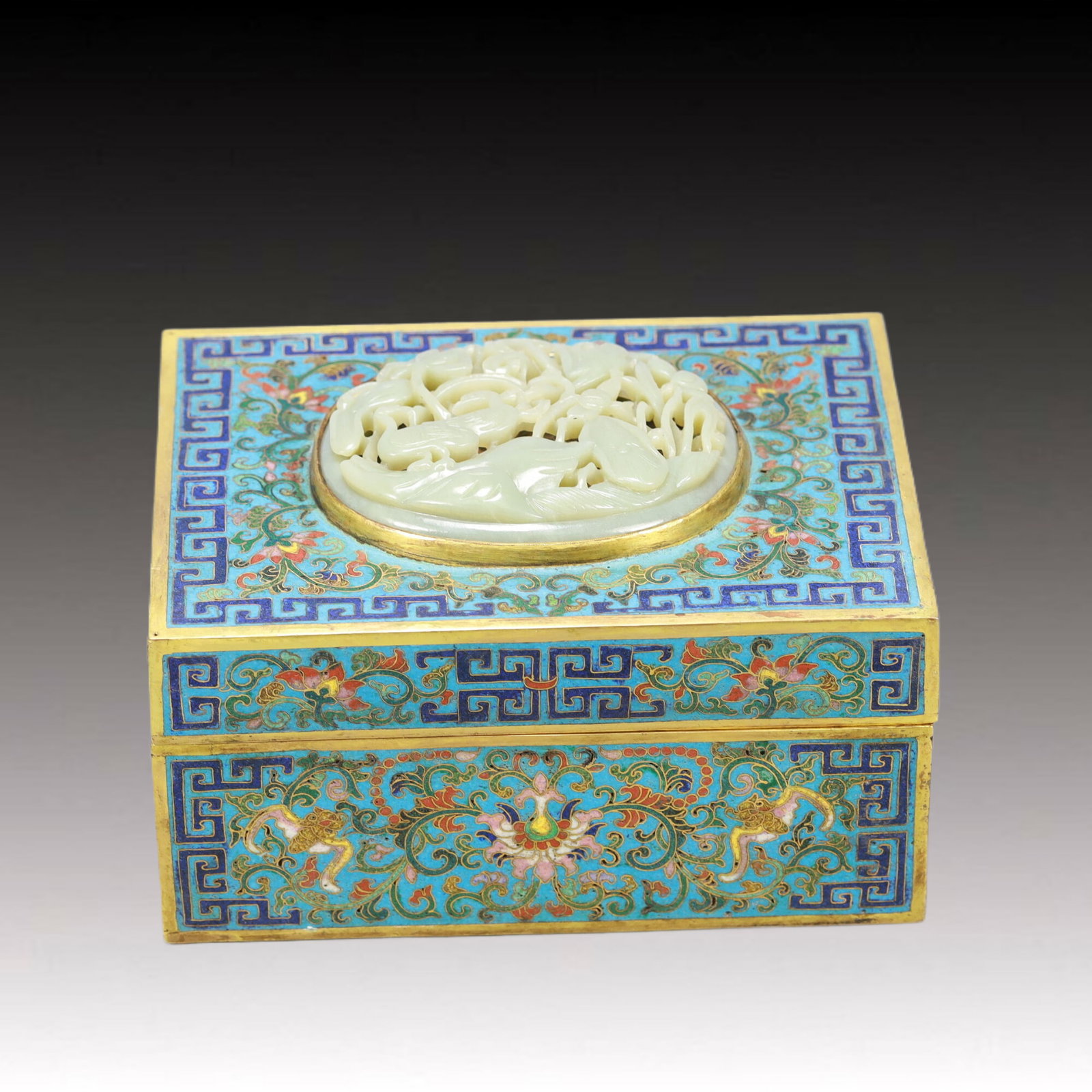 An Exquisite Cloisonne Lotus and Bats Pattern Cover Box,Inlaid White Jade: An Exquisite Cloisonne Lotus and Bats Pattern Cover Box,Inlaid White Jade,Qing Dynasty,China,Qianlong Four-character Mark,Size:6.5inx4.7inx3.1in,Weight:1750g 景泰蓝缠枝&#
