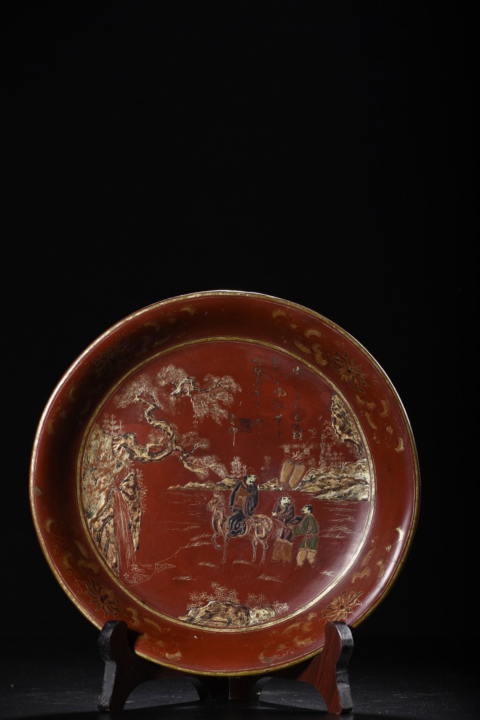 An Exquisite Carved Red Lacquer Landscape and Figure Pattern Plate,with poem: An Exquisite Carved Red Lacquer Landscape and Figure Pattern Plate,with poem,Qing Dynasty,China,With Mark,Size:9.3inx1.6in,Weight:290g 剔红漆山水人物纹&