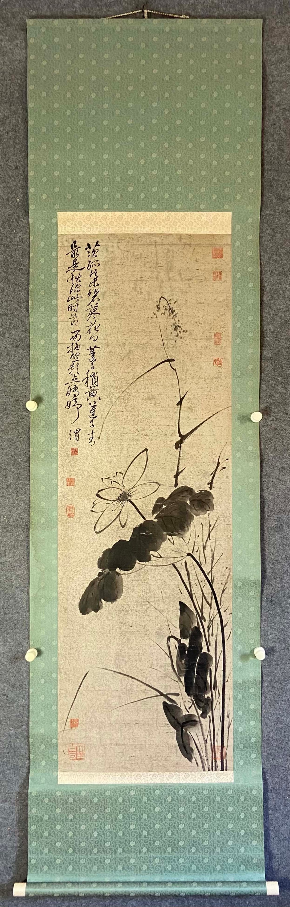 A Chinese Vertical Scroll Ink Painting of Lotus on Paper,Xu Wei: A Chinese Vertical Scroll Ink Painting of Lotus on Paper,Xu Wei,Size:(Without frame)16.5inx50in一幅中国水墨荷花图立轴,徐渭