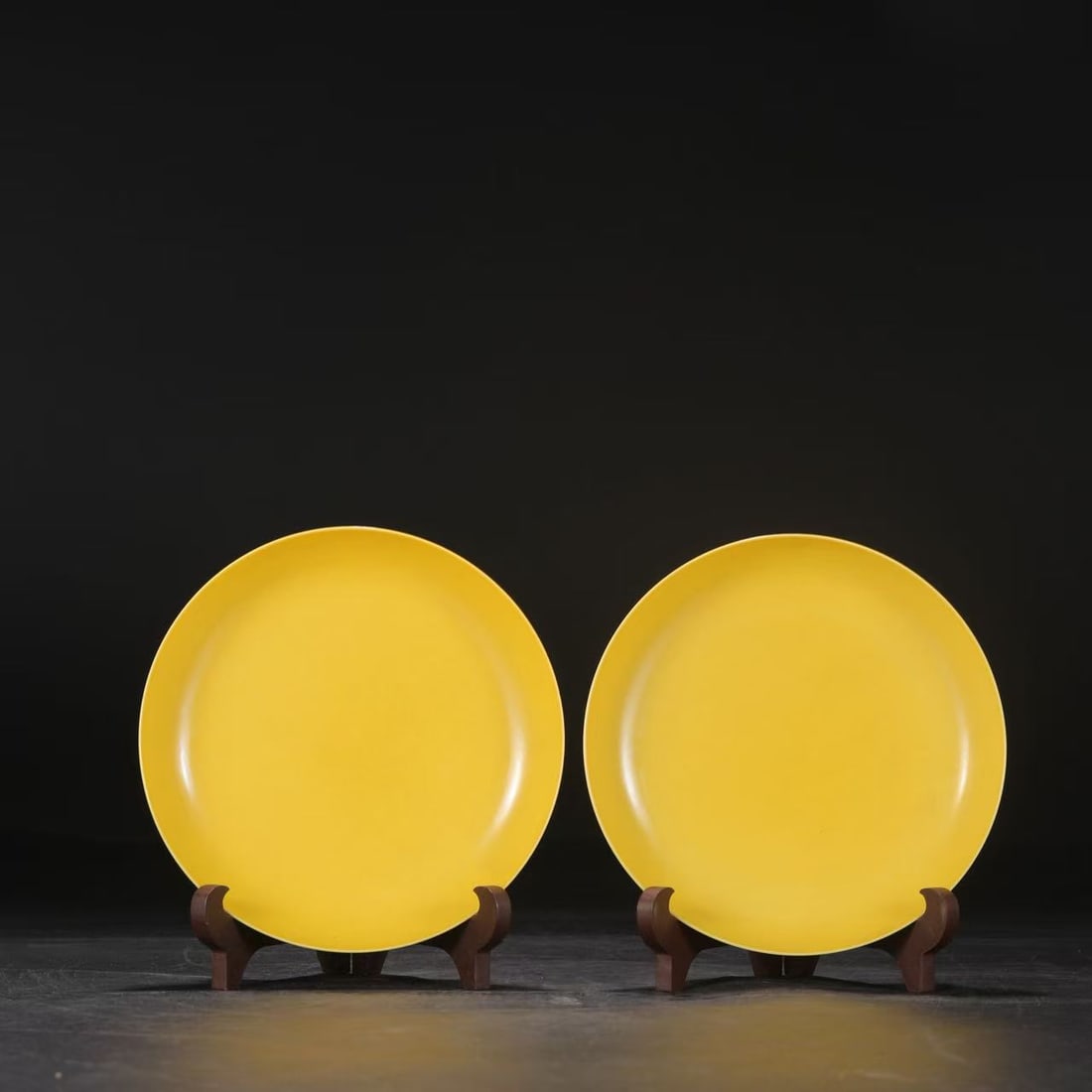 A Pair of Exquisite Yellow Glazed Plate: A Pair of Exquisite Yellow Glazed Plate Ming Dynasty, China Zhengde Four-character Mark Size:1.6inx7.1in黄釉大盘一对 中国明代