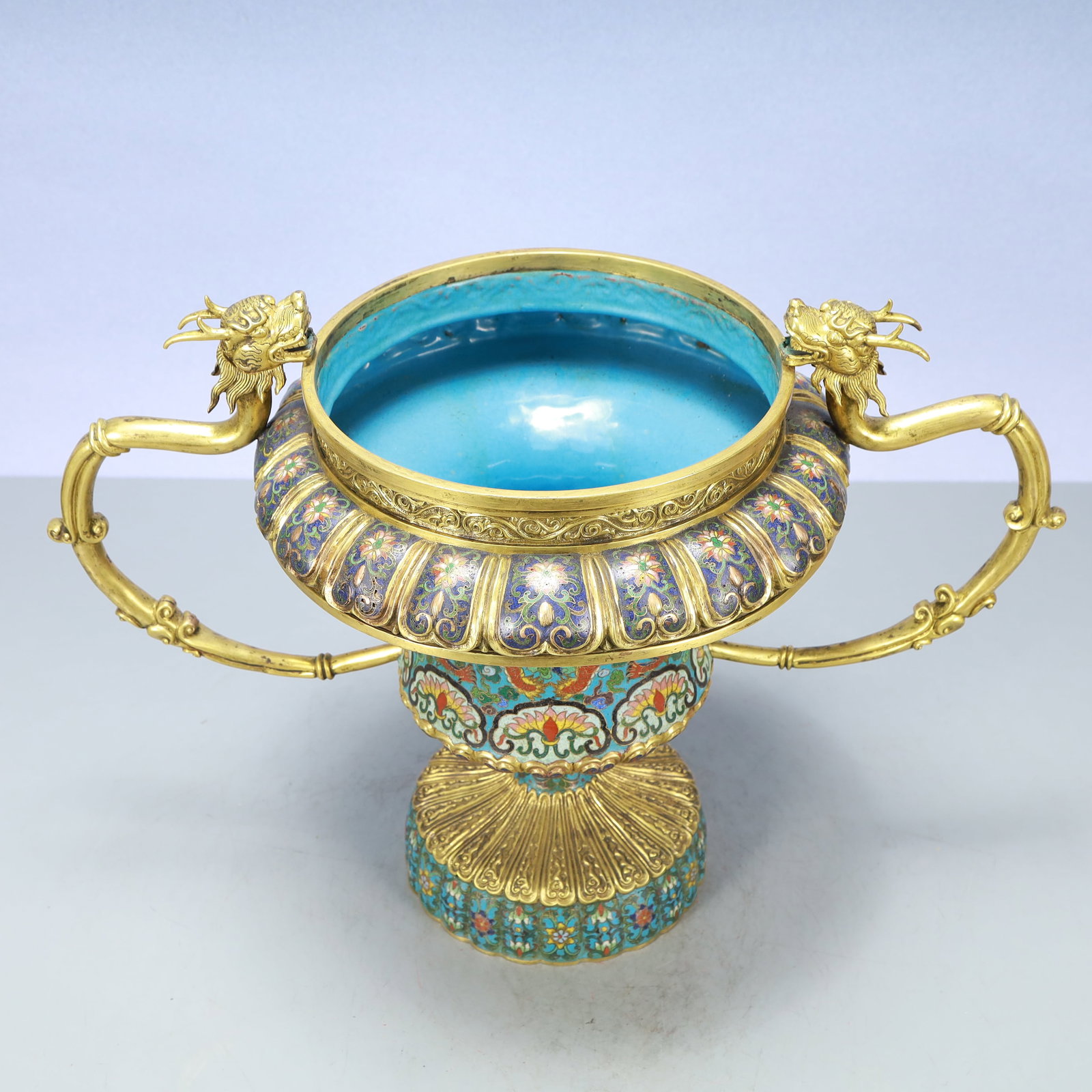 A Exquisite Cloisonne Flower Pattern Dragon Pattern Double-Ears Vase - 2