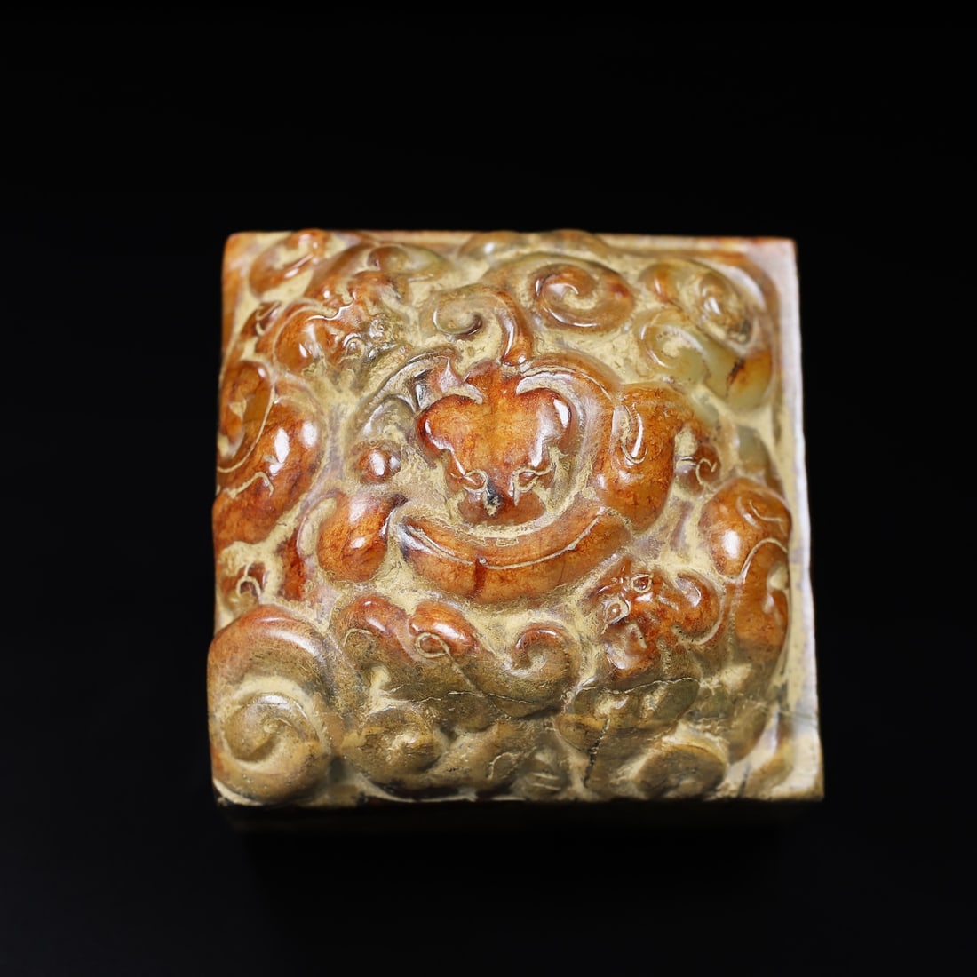 An Exquisite White Jade Dragon Pattern Seal - 2