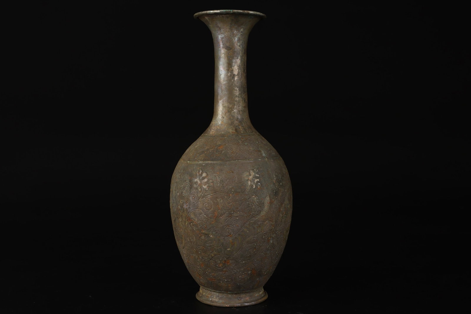 An Exquisite Silver Auspicious Beast Pattern Vase - 2