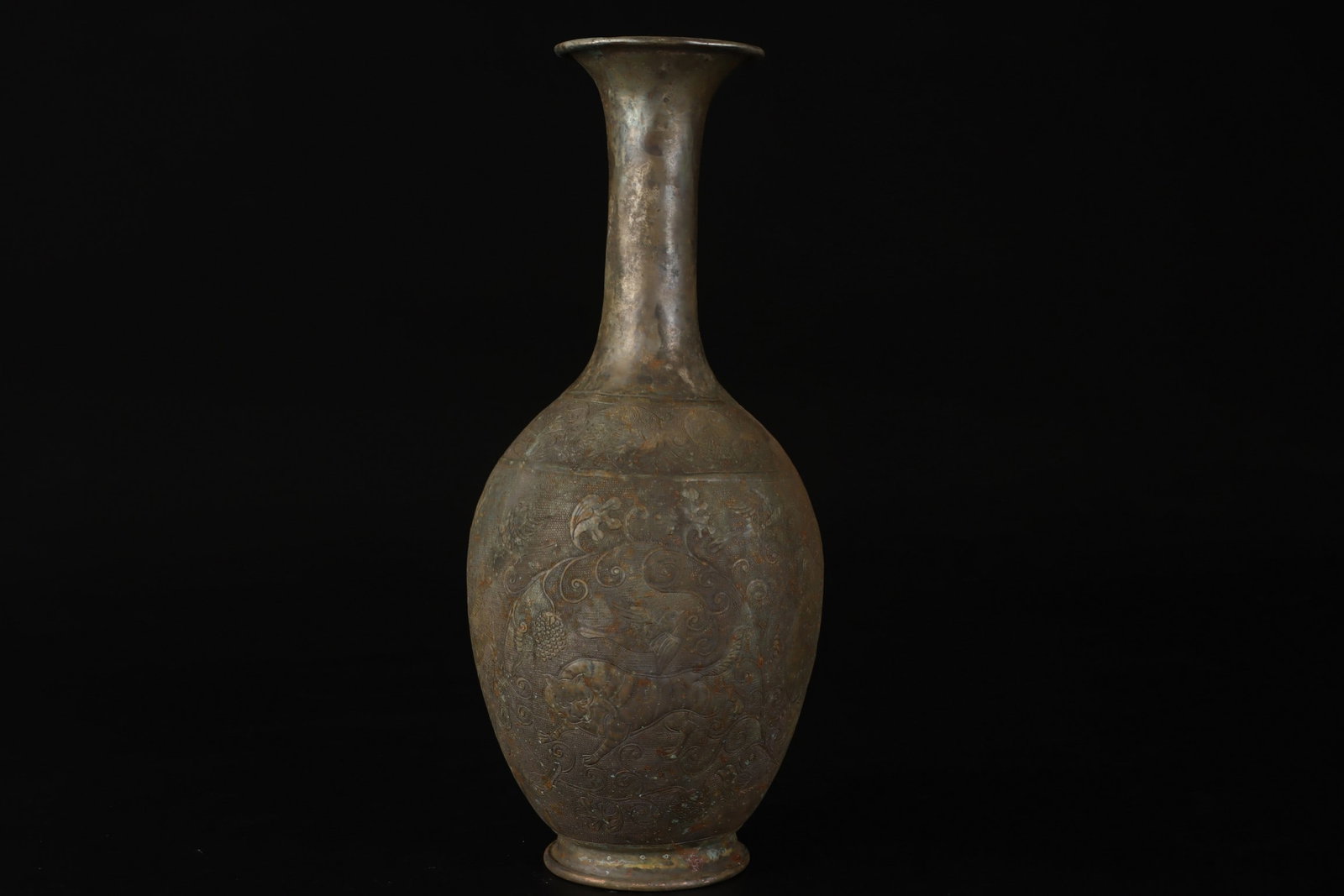 An Exquisite Silver Auspicious Beast Pattern Vase - 3