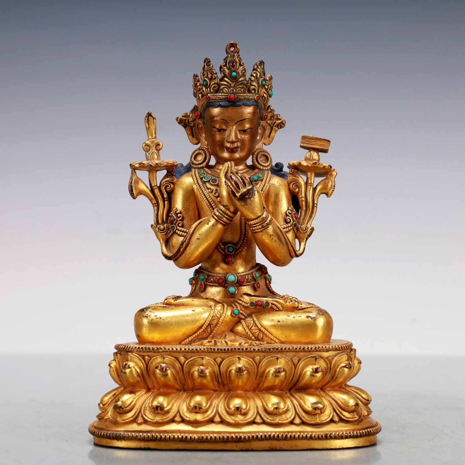 A Exquisite Gilt Bronze Inlaid Gems Statue of Manjusri Buddha statue: A Exquisite Gilt Bronze Inlaid Gems Statue of Manjusri Buddha statue Qing Dynasty, China Size:4.5inx3.1inx6.5in Weight:1200g铜鎏金嵌宝石文殊菩!