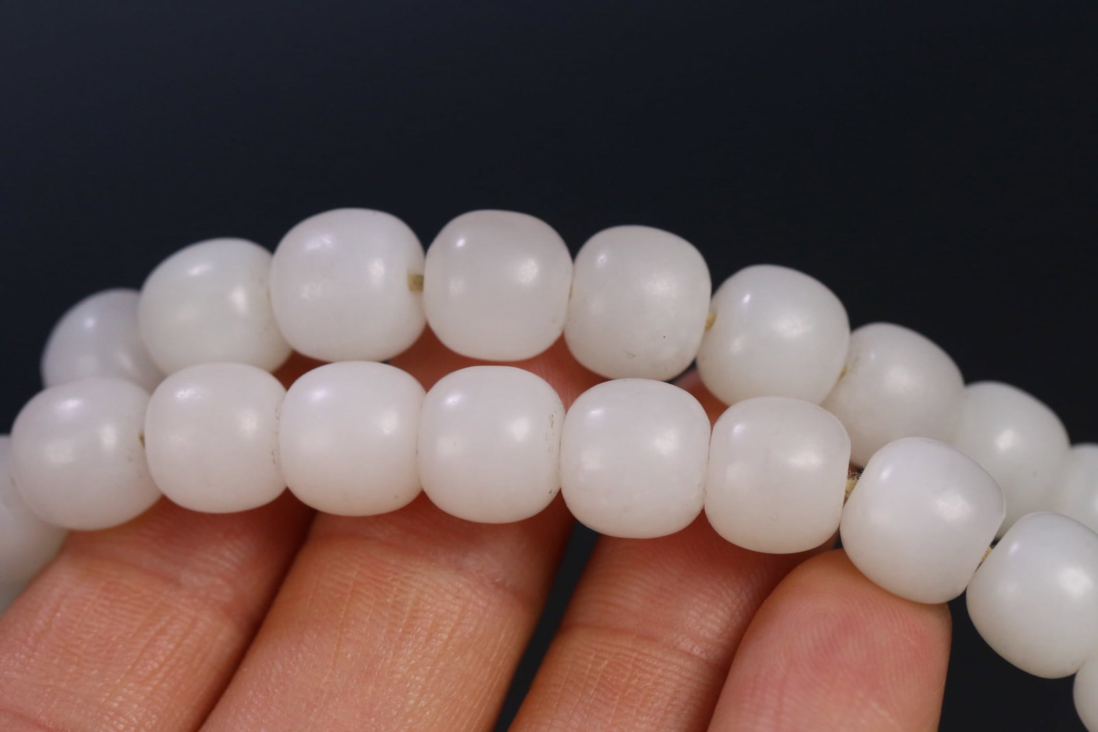 An Exquisite White Jade Bracelets - 8