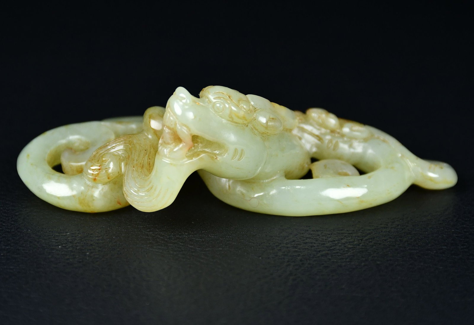 An Exquisite White Jade Hollow Chi-Dragon Pendant (1 of 9)